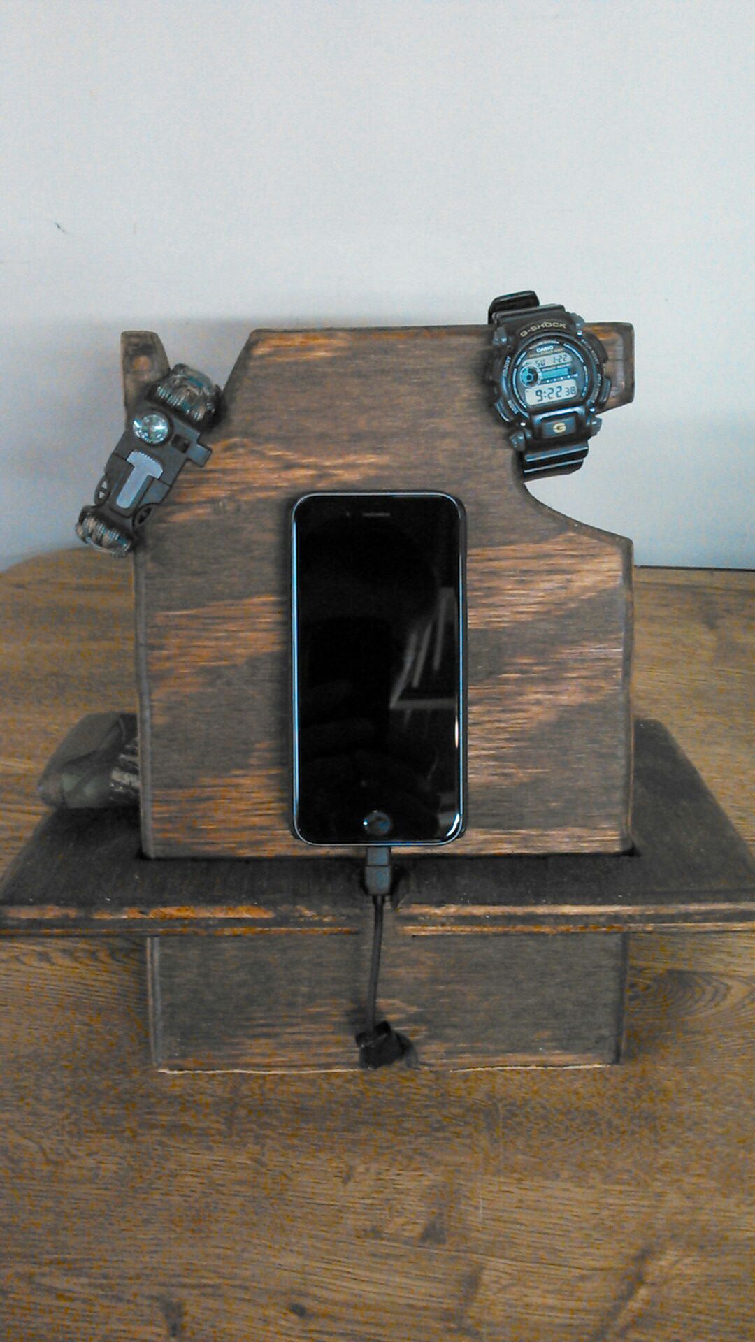 Smart Phone Charger Stand