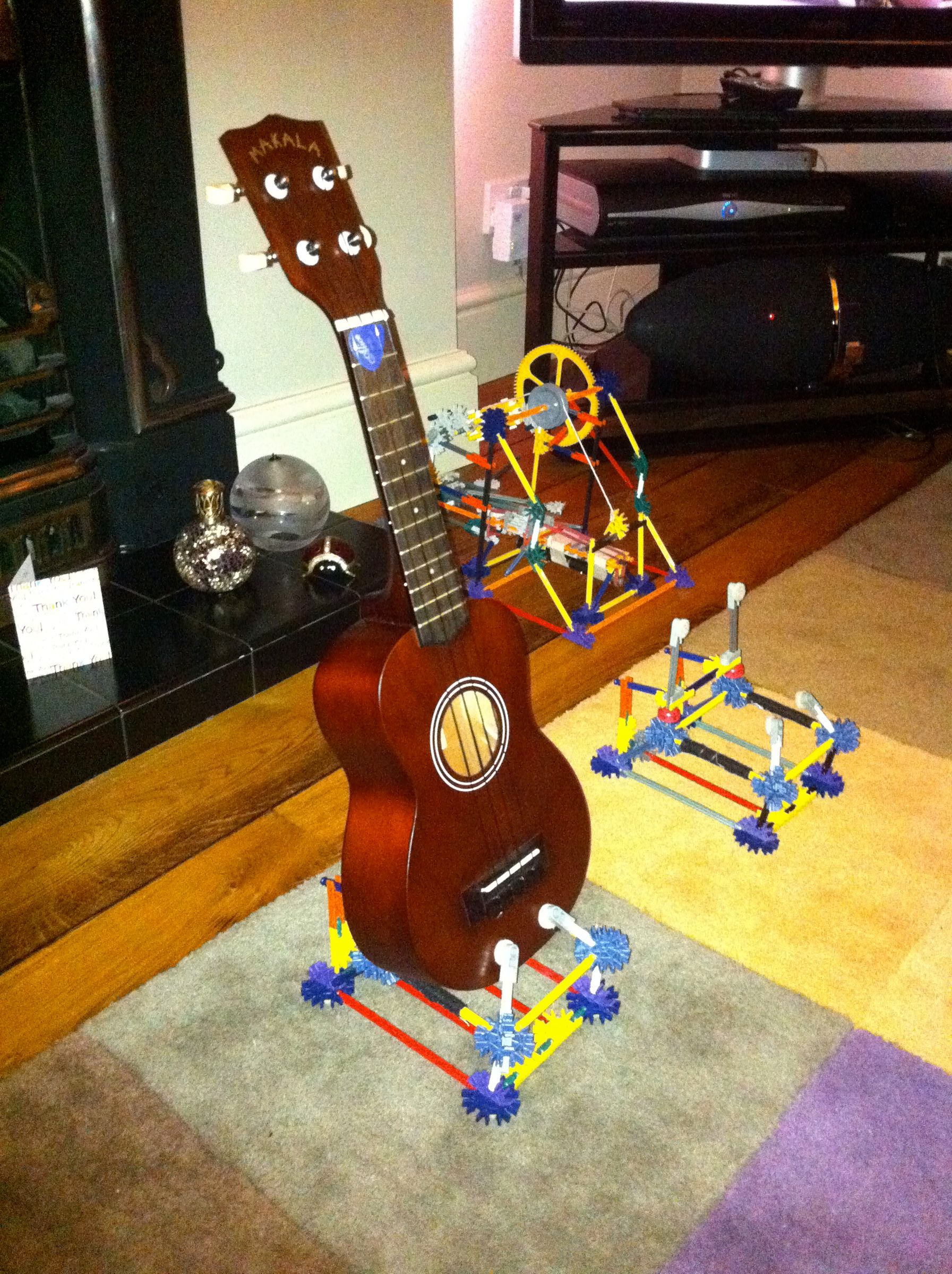 KNEX Ukelele Floor Stand