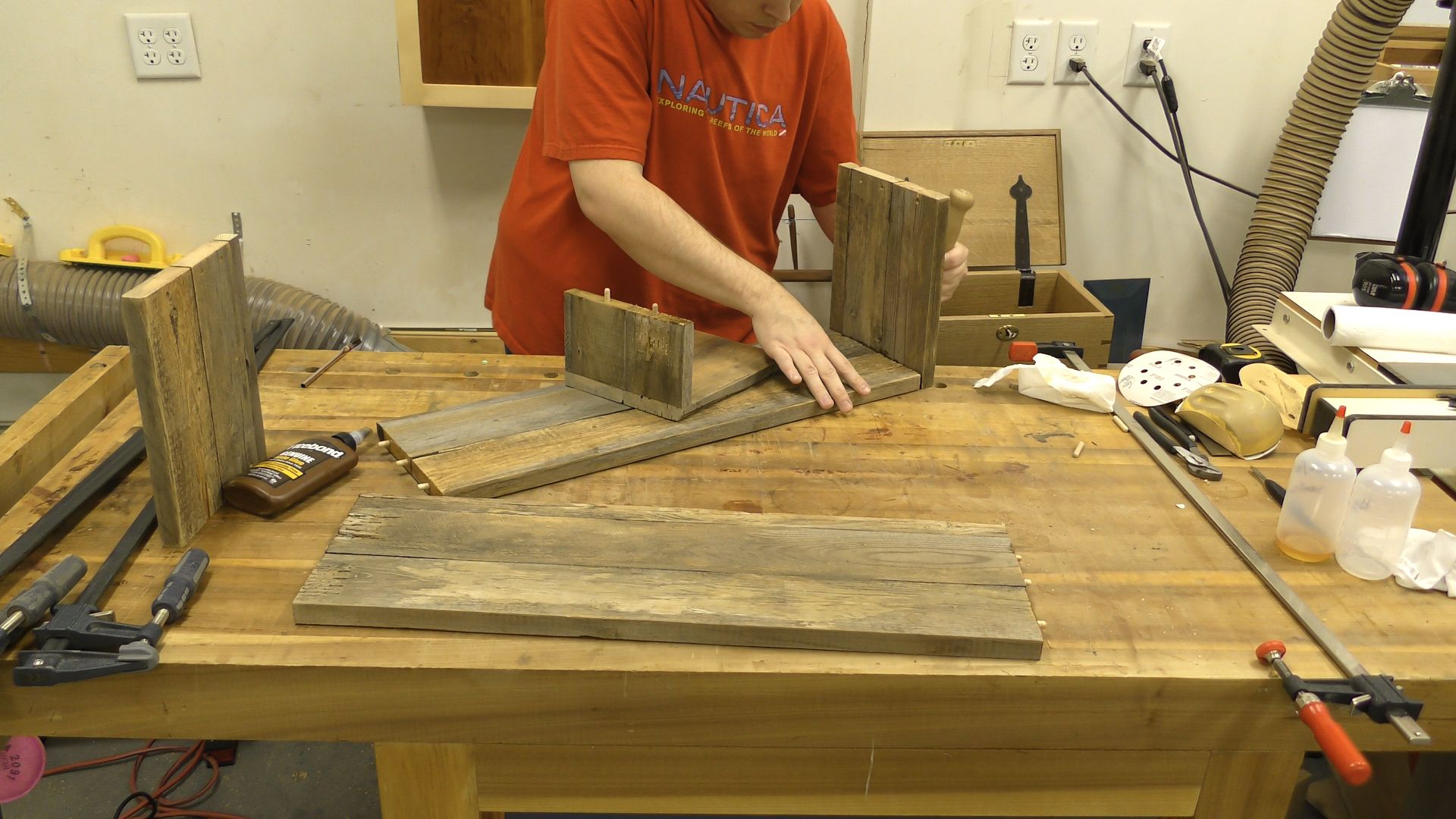 Rustic Wall Shelf : 22 Steps (with Pictures) - Instructables