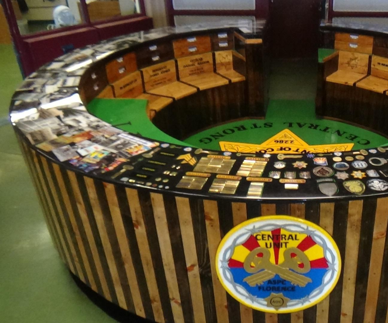 Central Unit Yard Office Desk