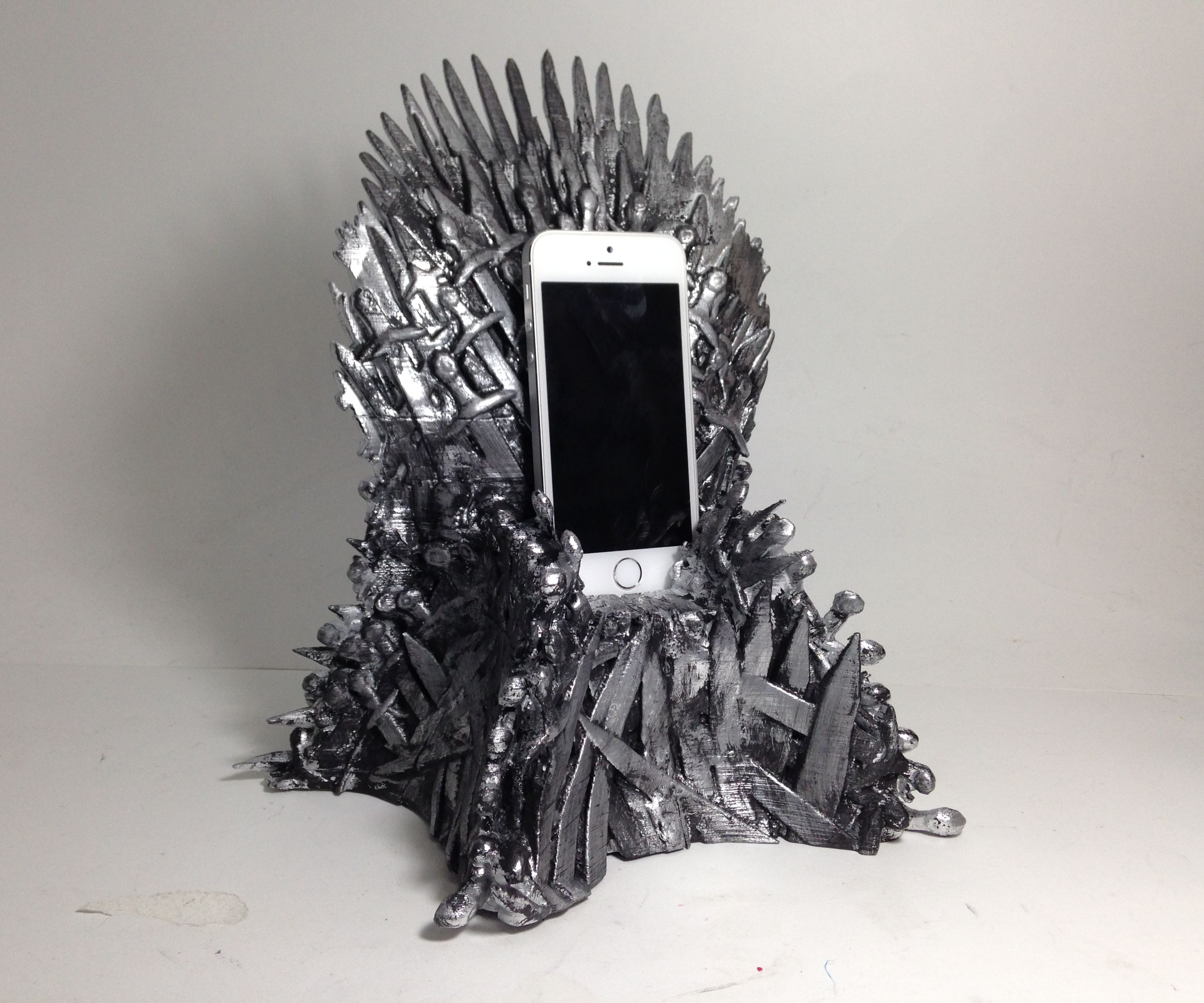 The 10 Inch Iron Throne Phone Dock Aka Forbidden Throne