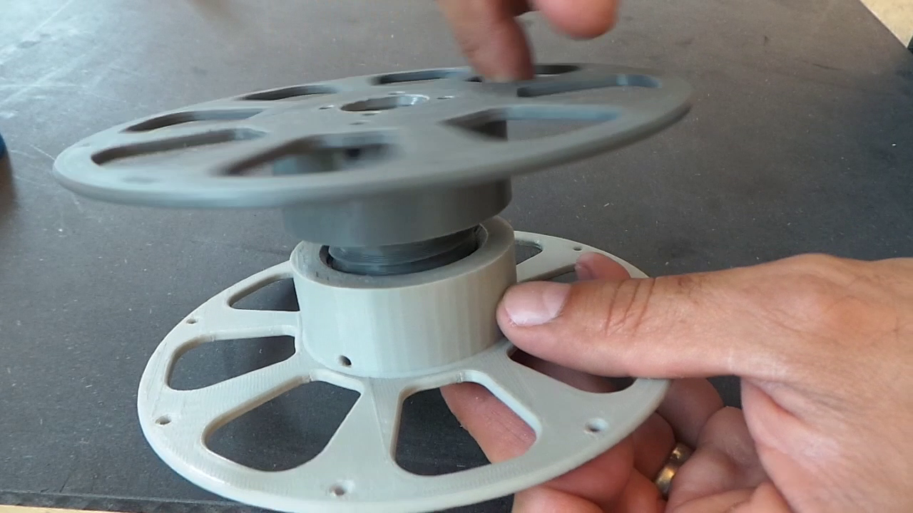 3D-printable Split Filament Spool With Threaded Joint : 10 Steps ...