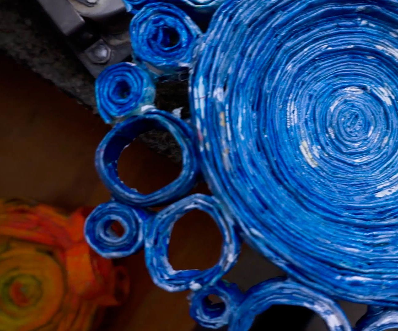 Turn Newspapers Into Bowls!