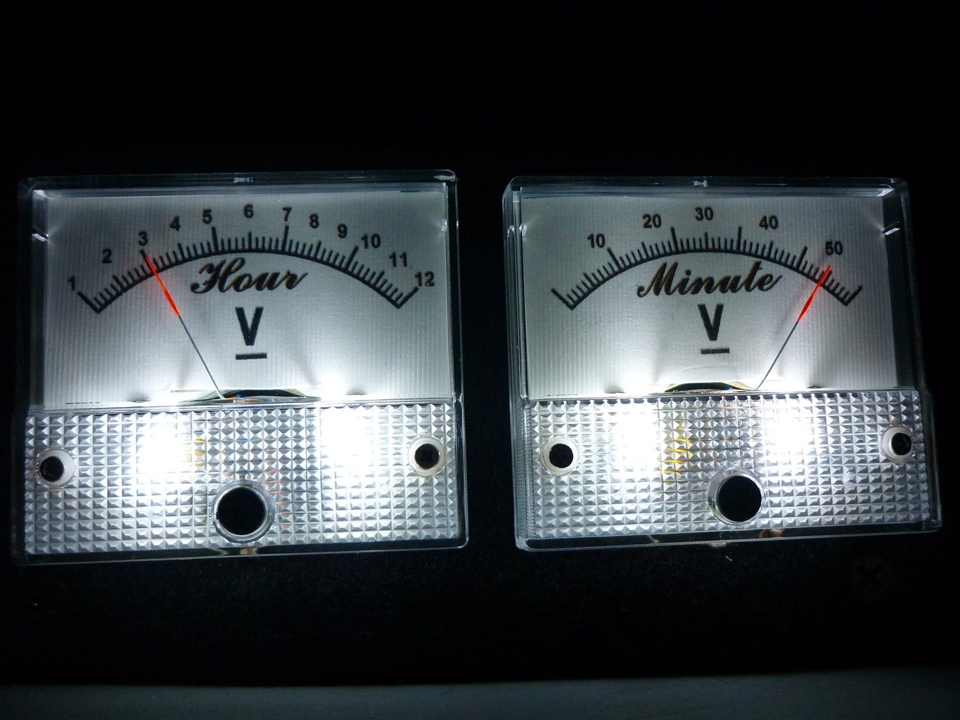 Analog VU Meter and Clock (Arduino Powered)