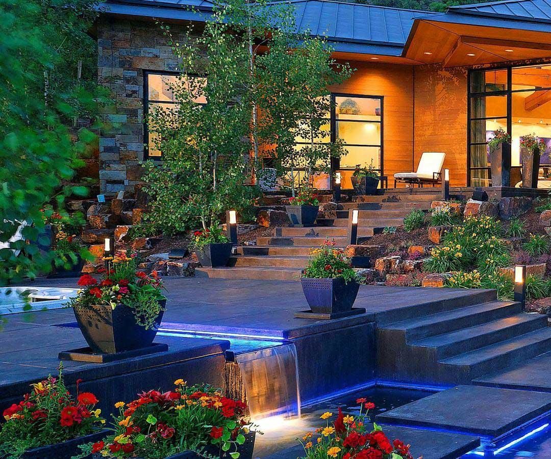 The Luxury Accommodations and Holiday Rental Offers in Aspen.