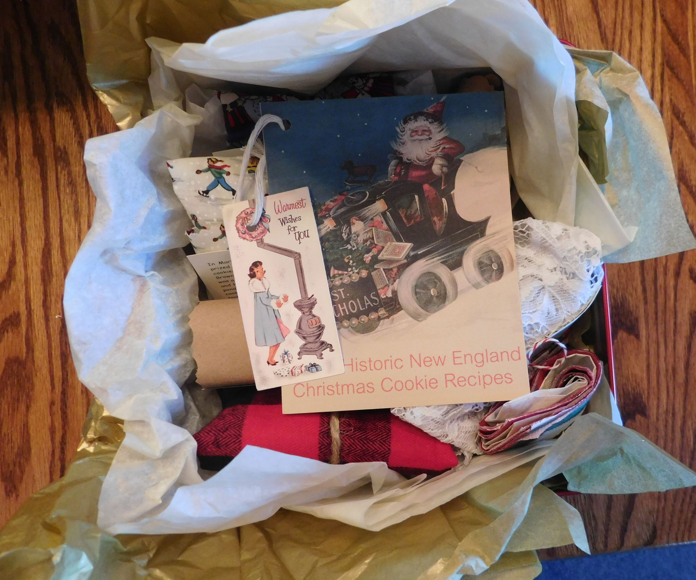 Yankee Holiday Cheer Packages