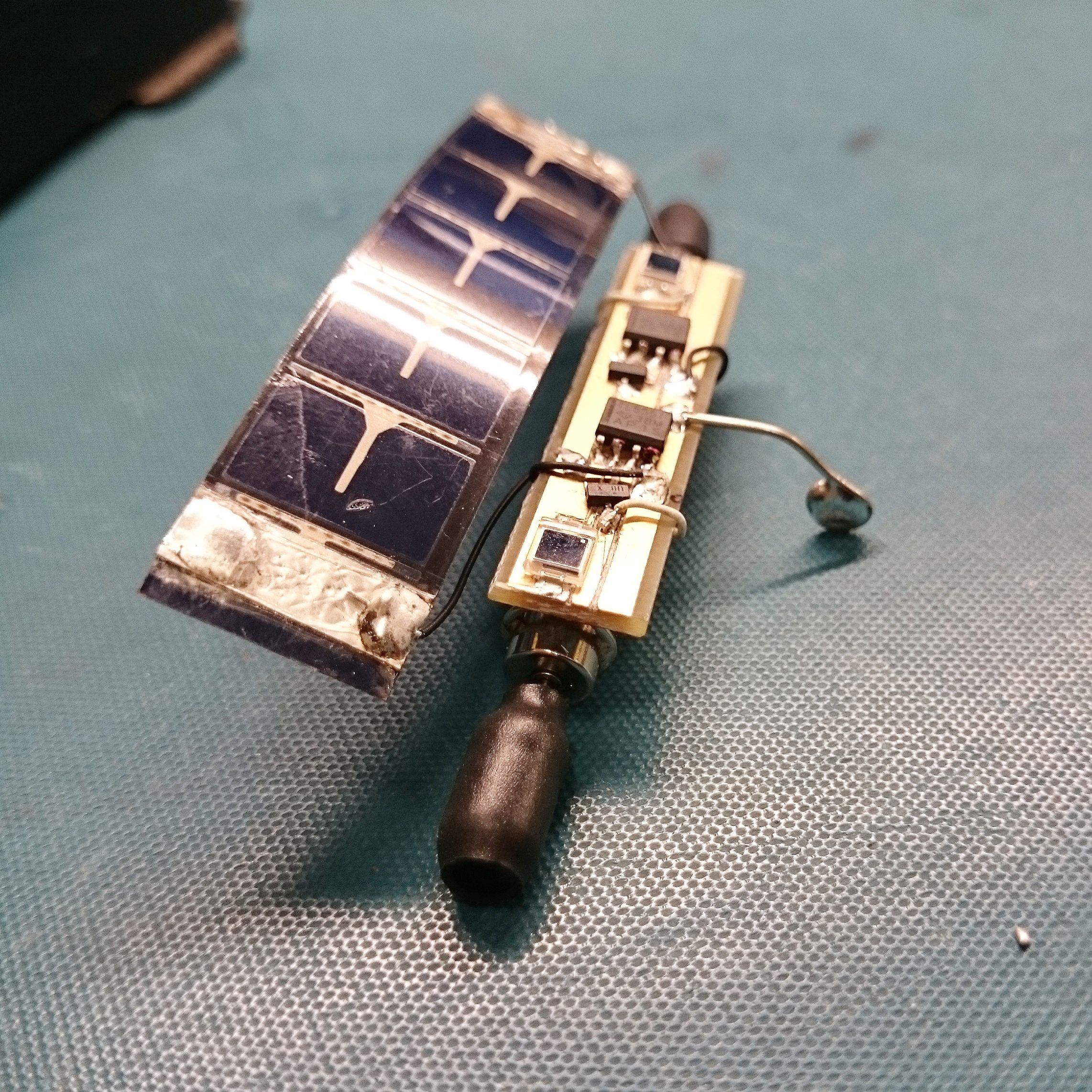 Micro 555 BEAM Robot
