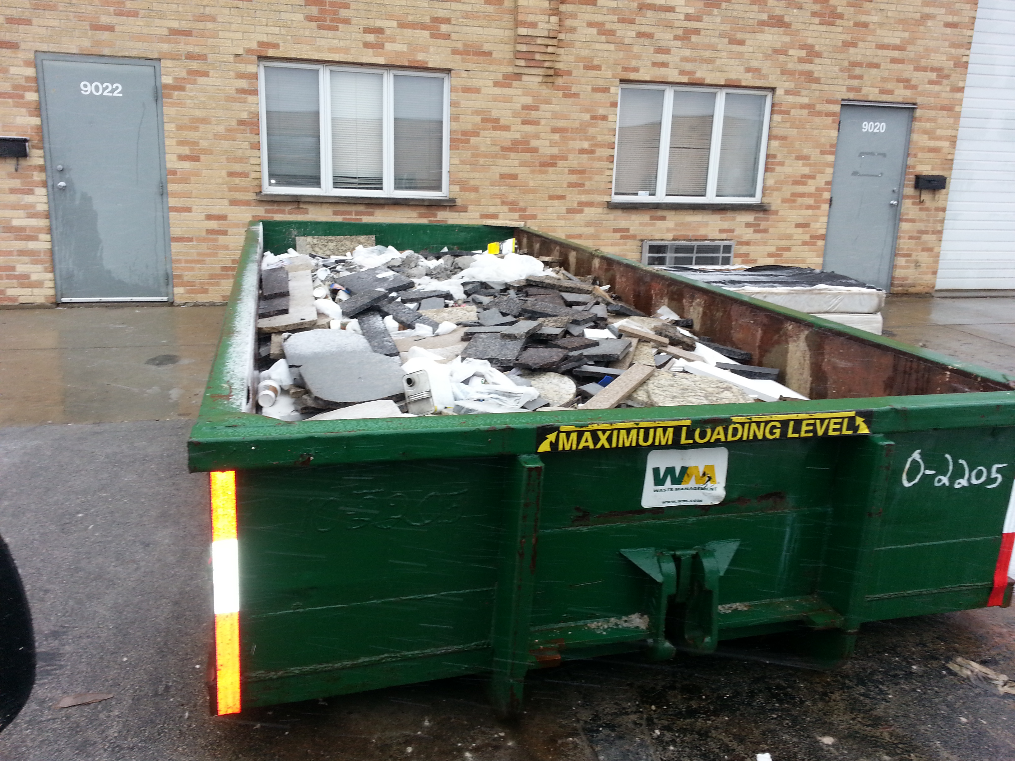 Dumpster Diving for Fun and Profit! (mostly Fun Though) 8 Steps