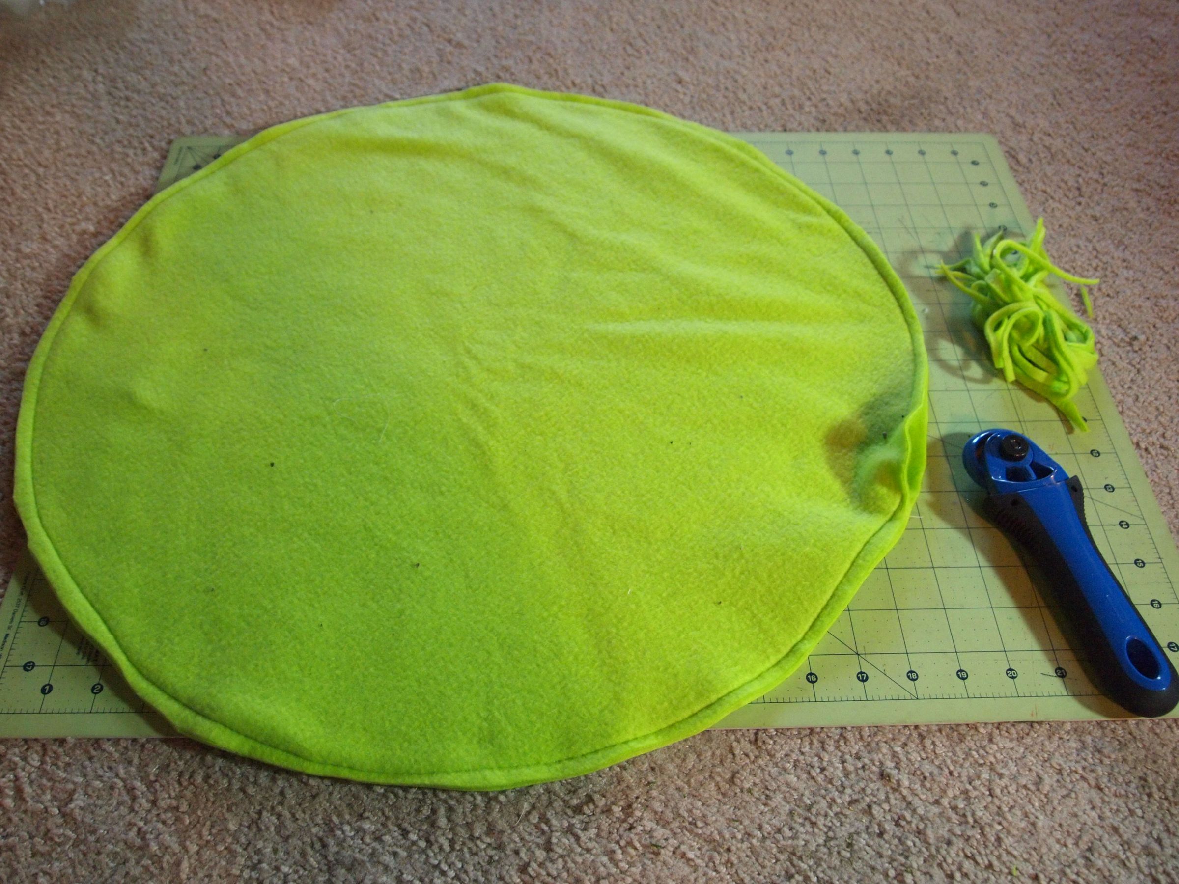 How to Sew a Round Cat Bed & Bolster Pillow 6 Steps (with Pictures