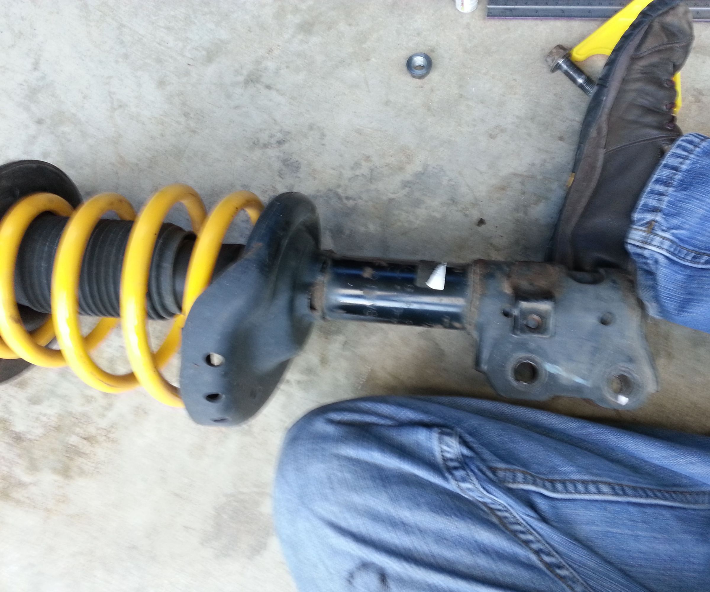 Slotting MacPherson Struts for Extra Camber