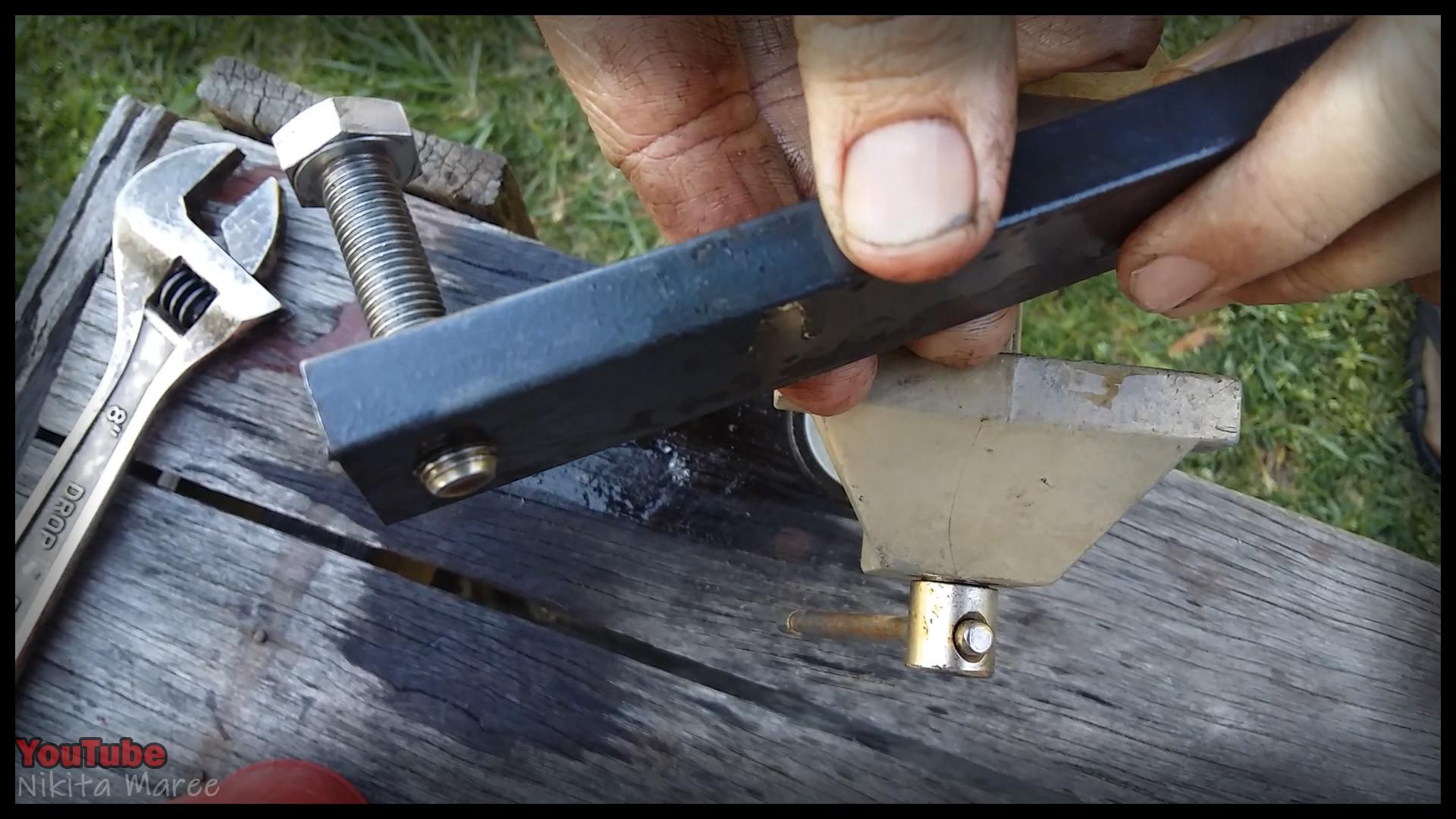 How to Make a Thread Tap : 16 Steps (with Pictures) - Instructables