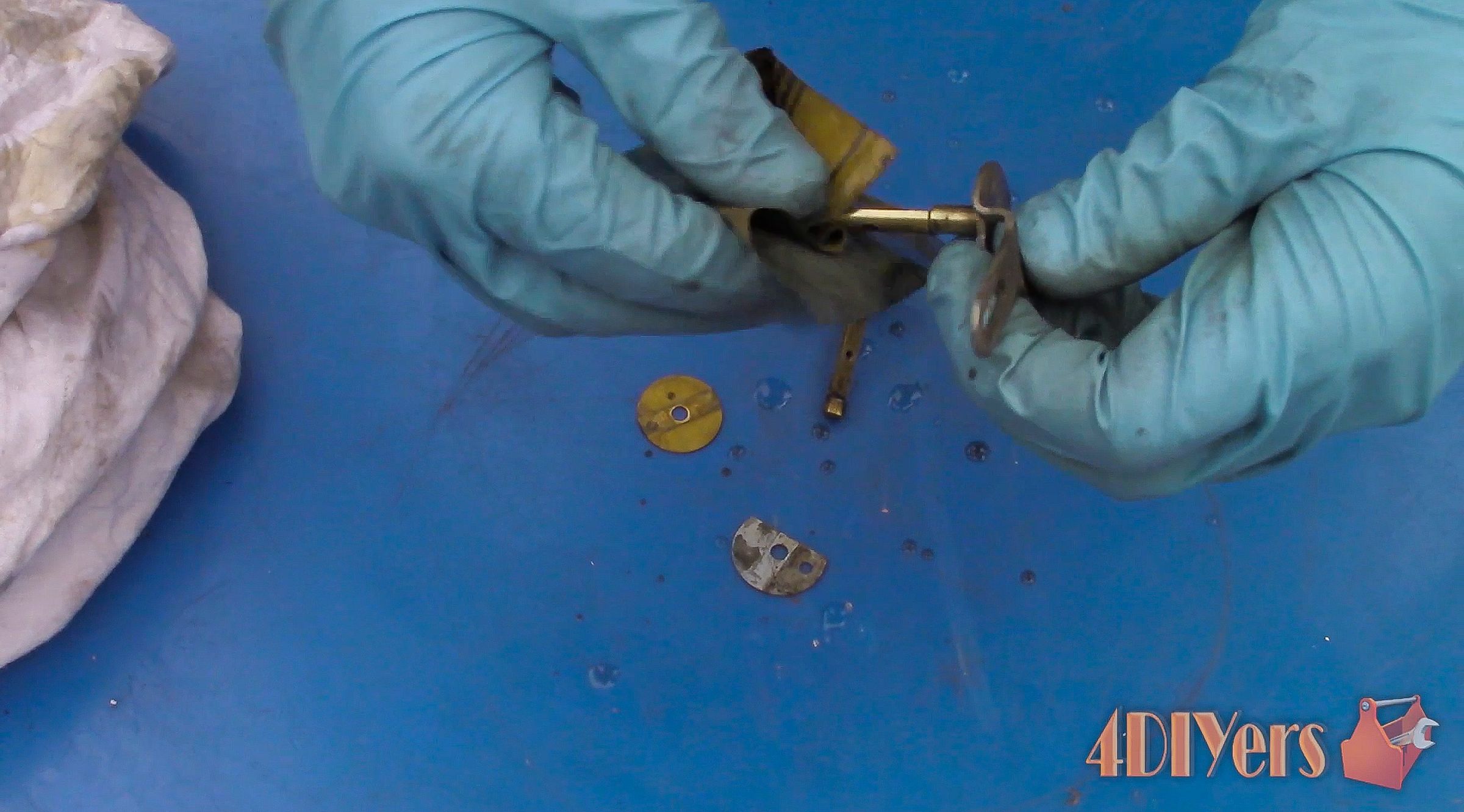 How to Polish and Port a Carburetor and Intake 6 Steps (with Pictures