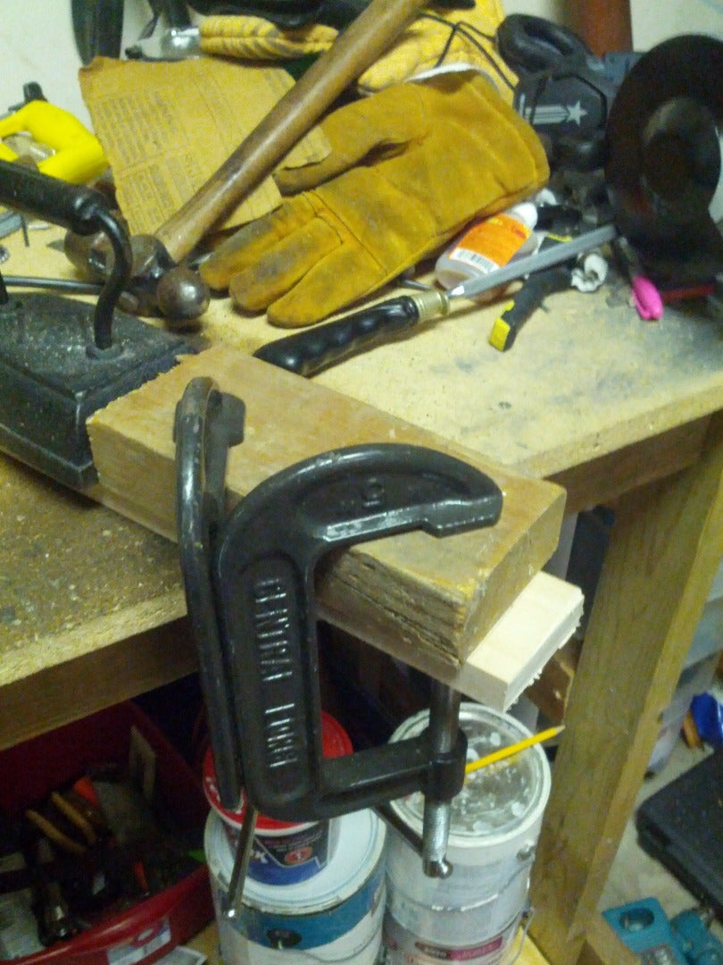 Adding a Handle to Your Knife: Cutting Handles