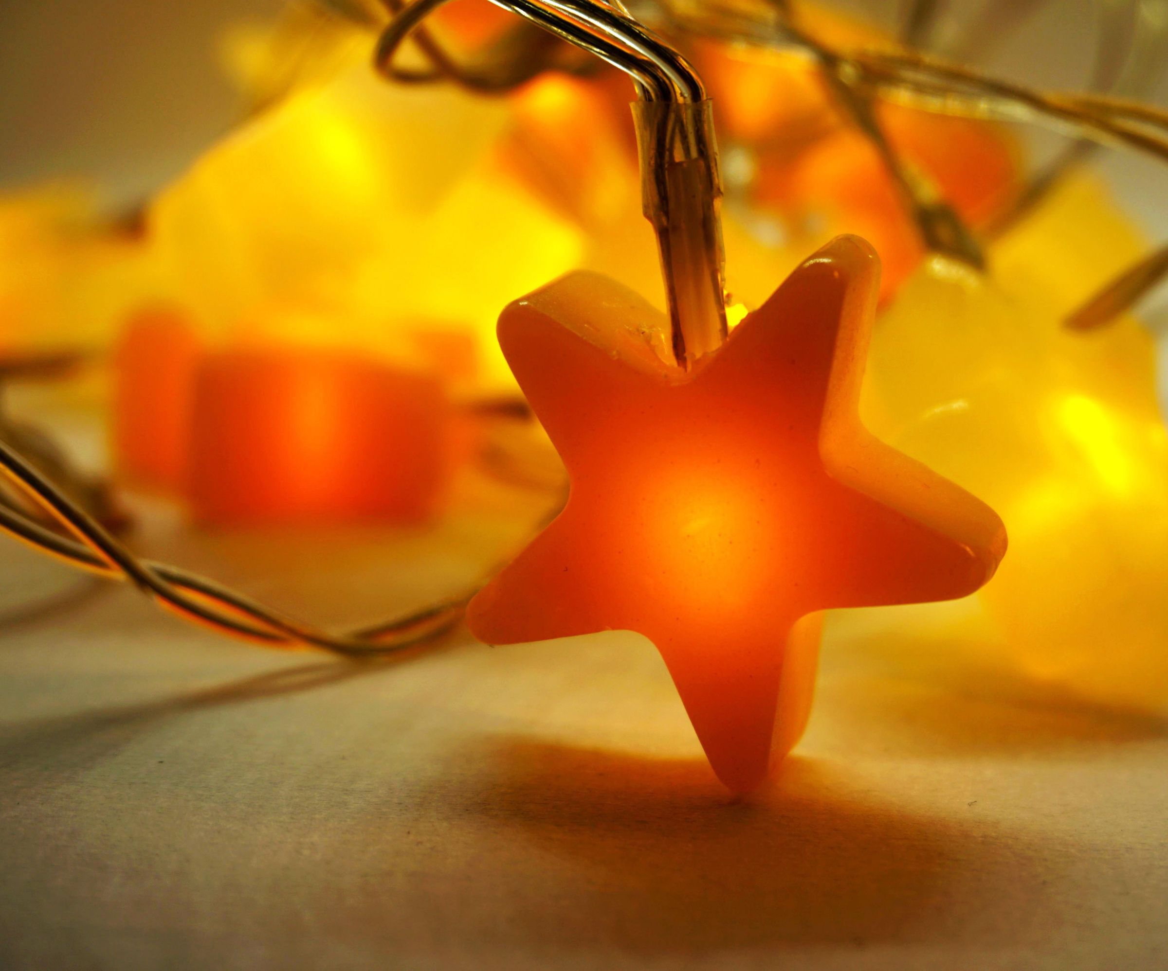 DIY Star Fairy Lights With Hot Glue