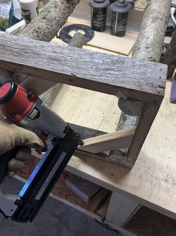 Cut Top Mounting Braces