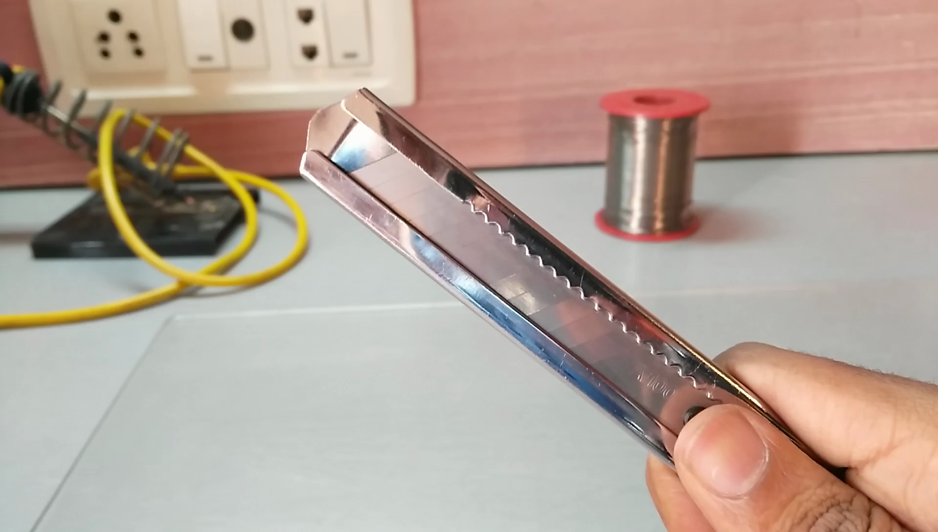 How to Fix Broken Headphone Jack ! : 8 Steps (with Pictures