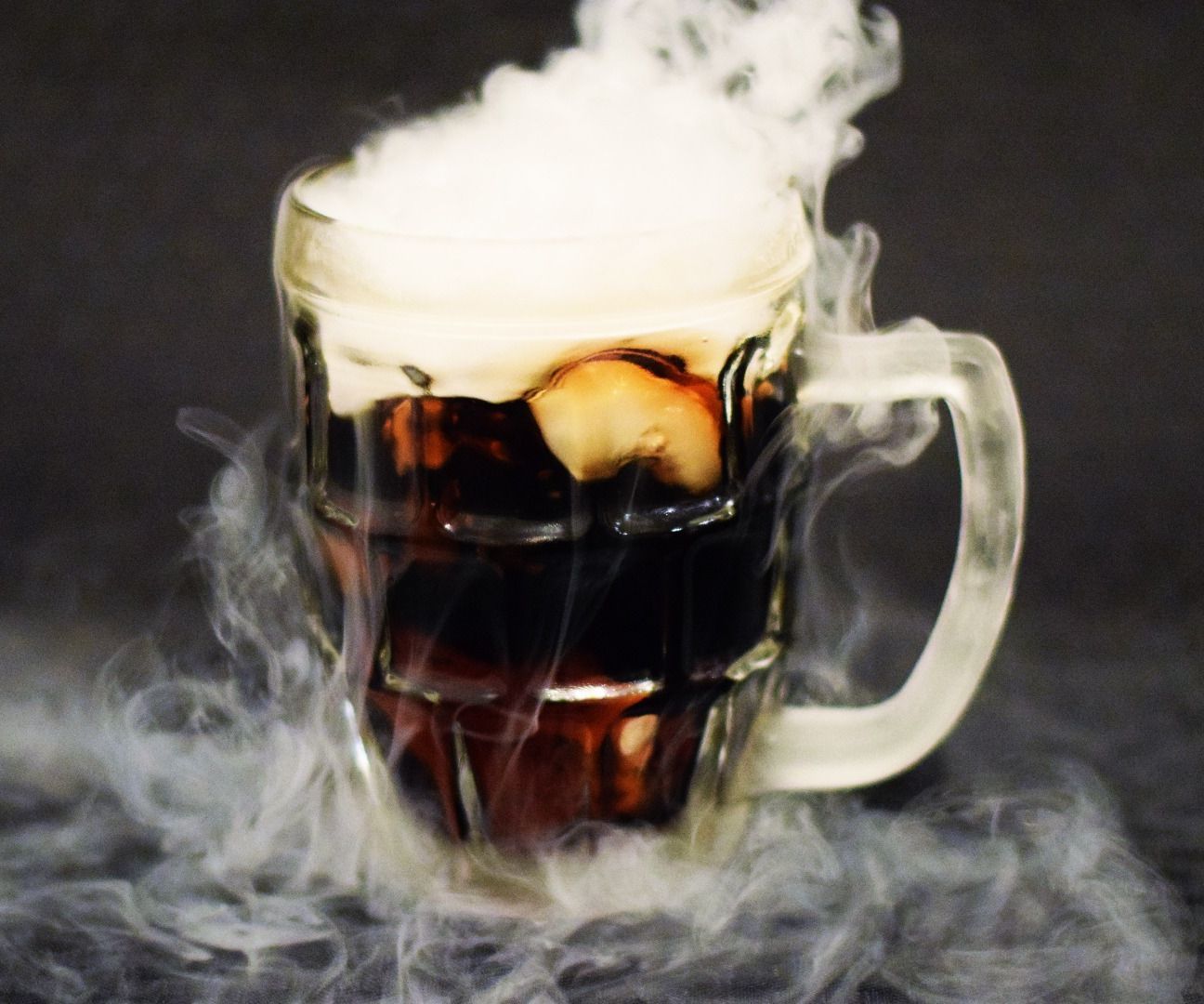 15 Minute Homemade Dry Ice Root Beer