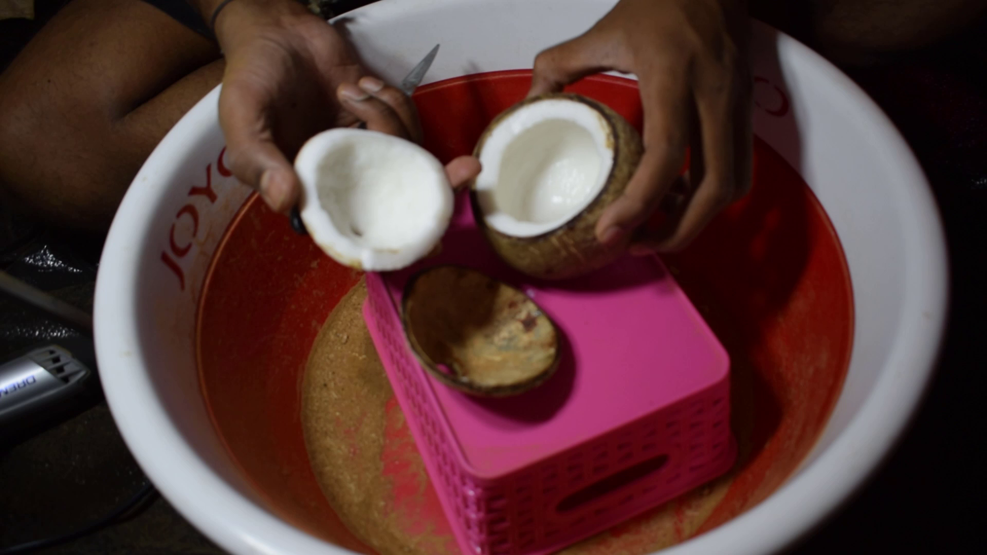 How to Make Cup From Coconut - DIY Coconut Cup : 11 Steps - Instructables