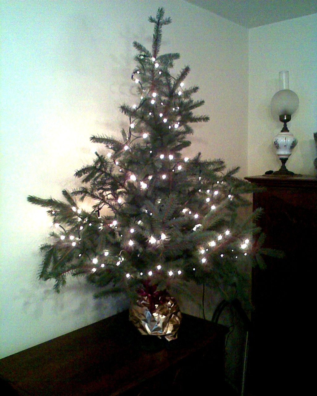 FREE Christmas Tree