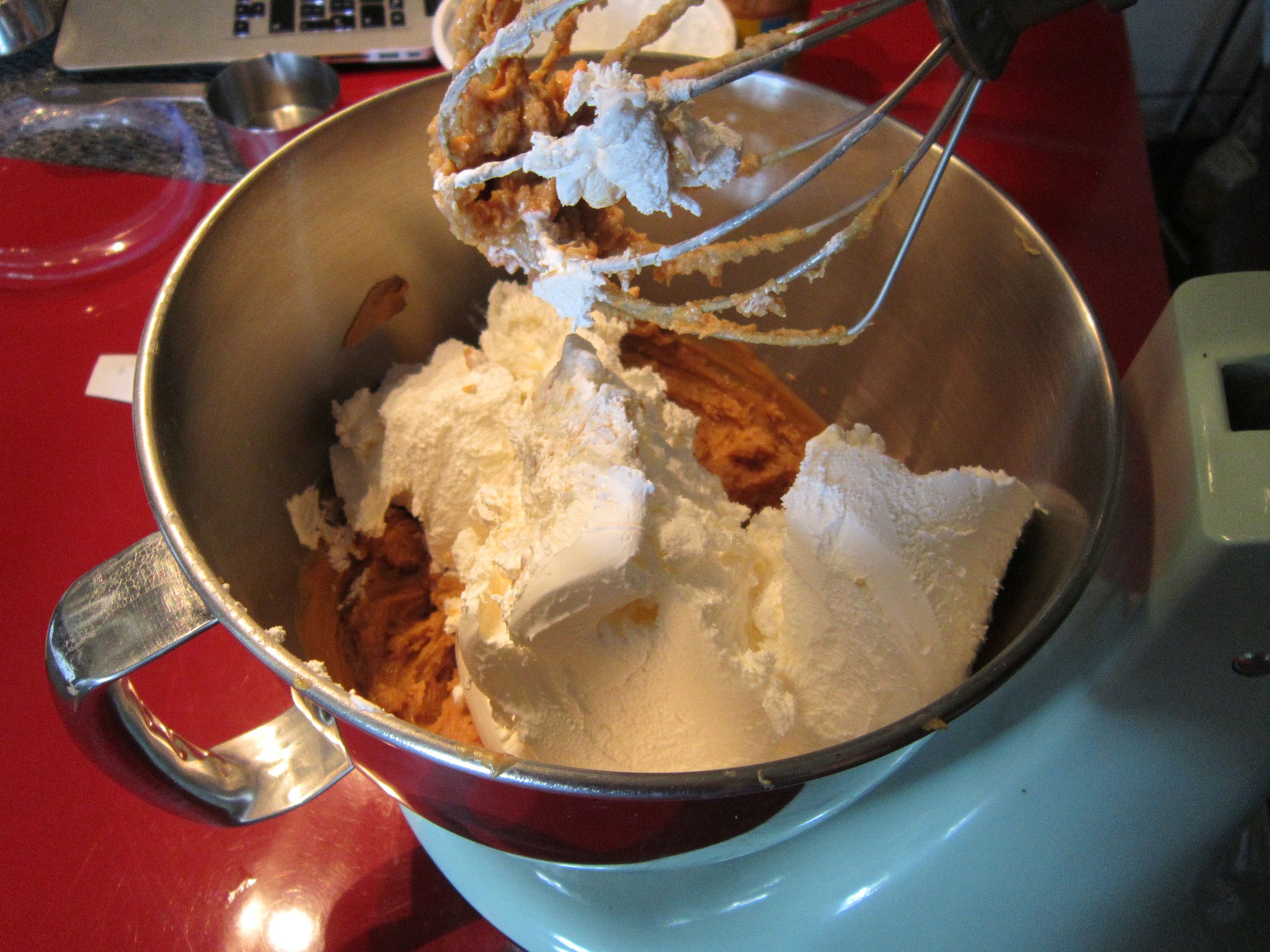 Peanut Butter & Pretzel Ice Cream Cake 5 Steps (with Pictures