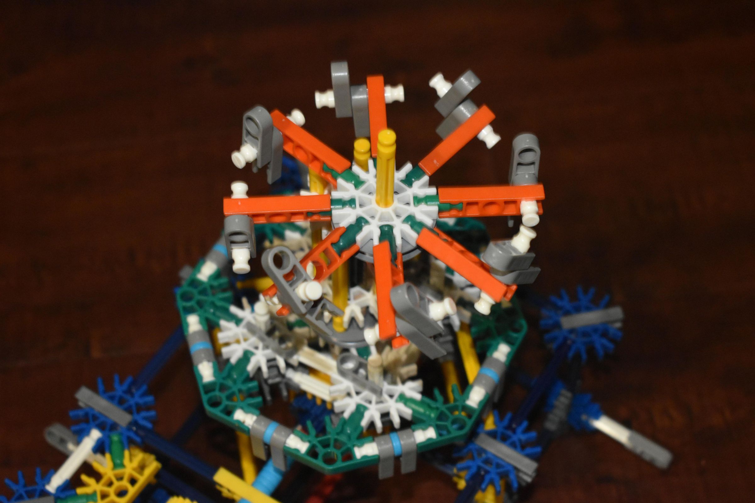 K'nex Octopus Fair / Carnival Ride Knex W/ Set Up & Disassembly Process ...