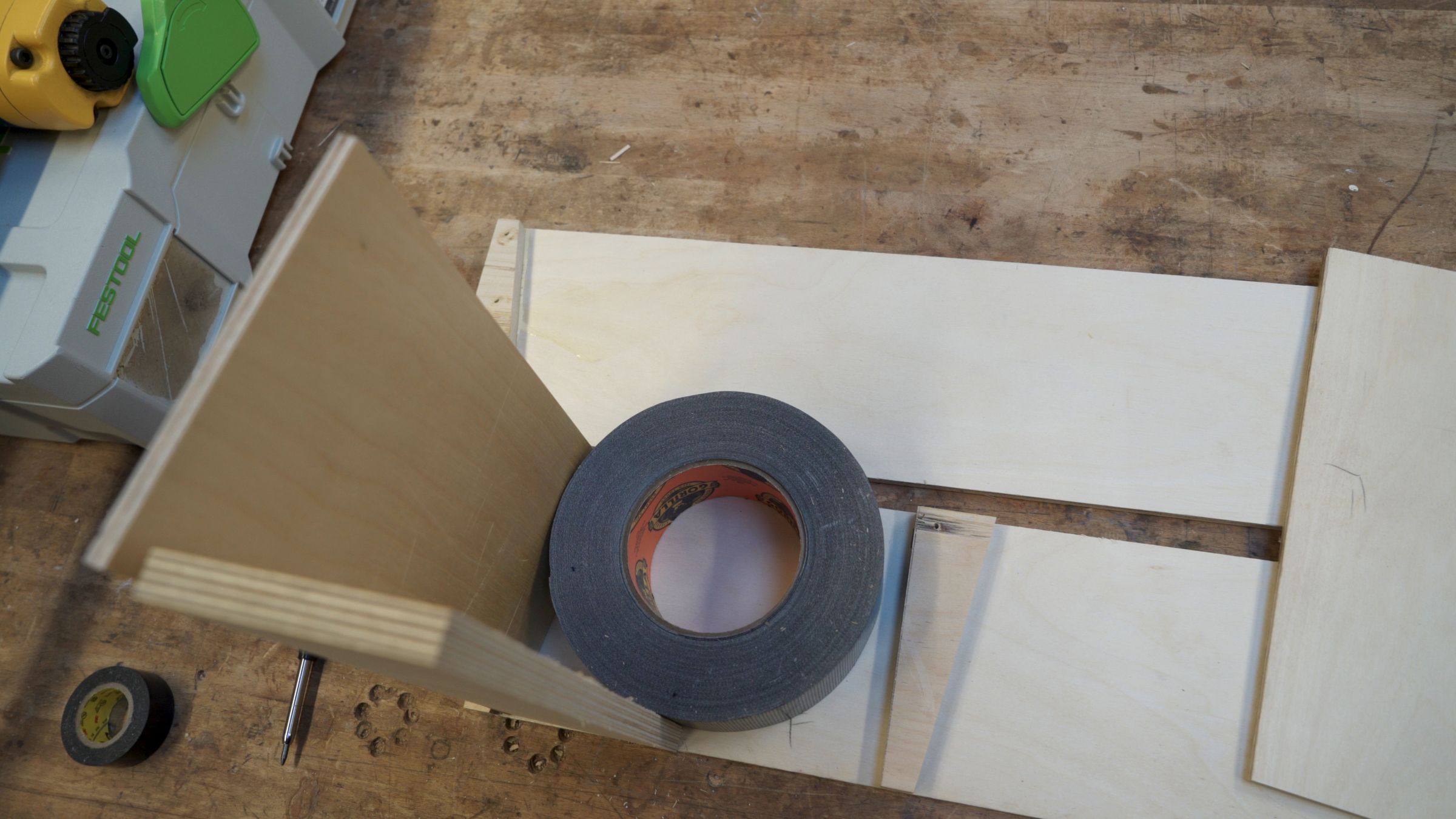 Super Simple TapeRoll Storage Rack 10 Steps (with Pictures