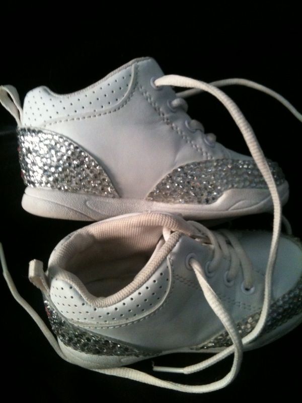 DIY Rhinestone Baby Shoes