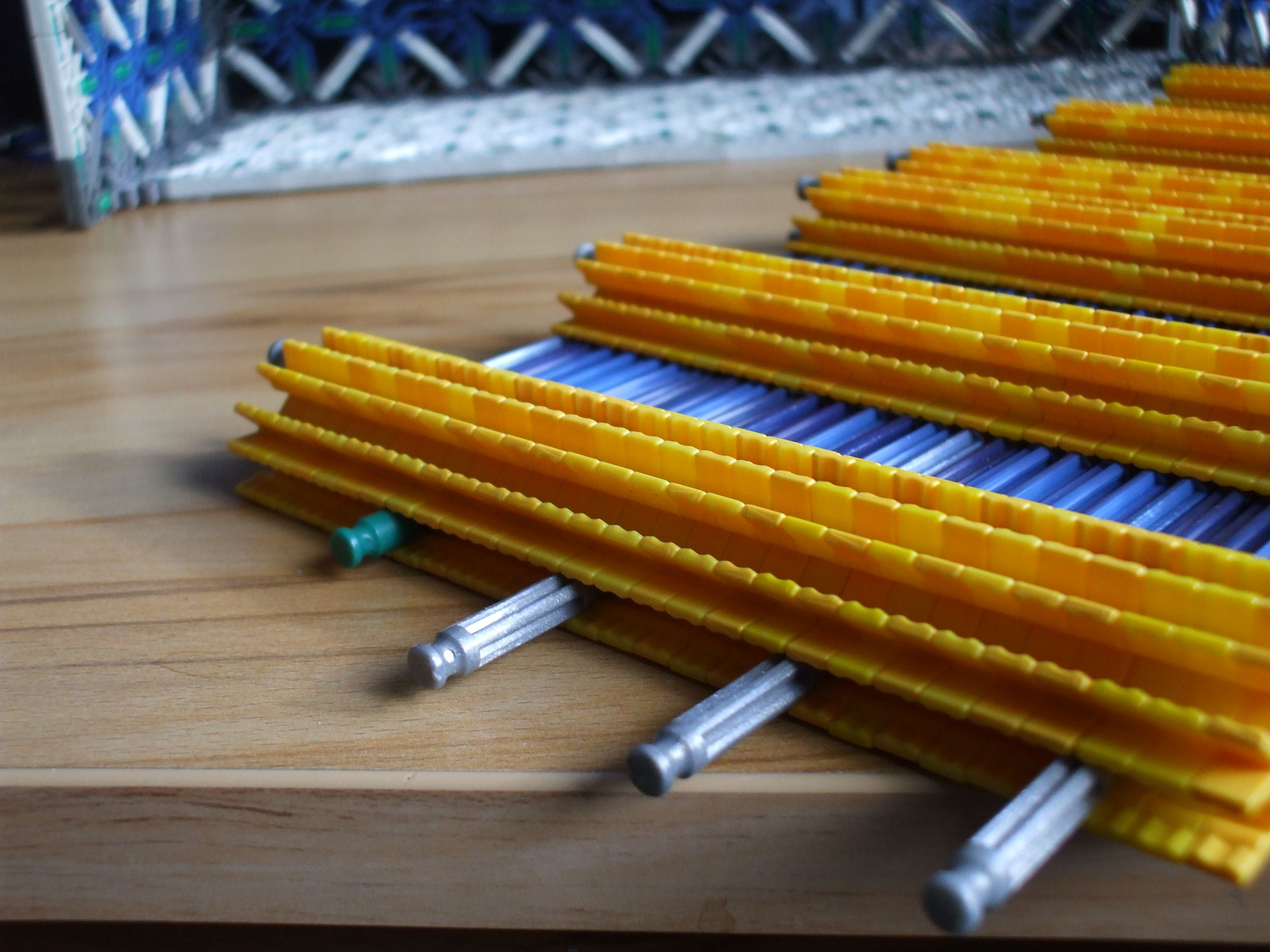 K'nex Bookcase 5 Steps Instructables
