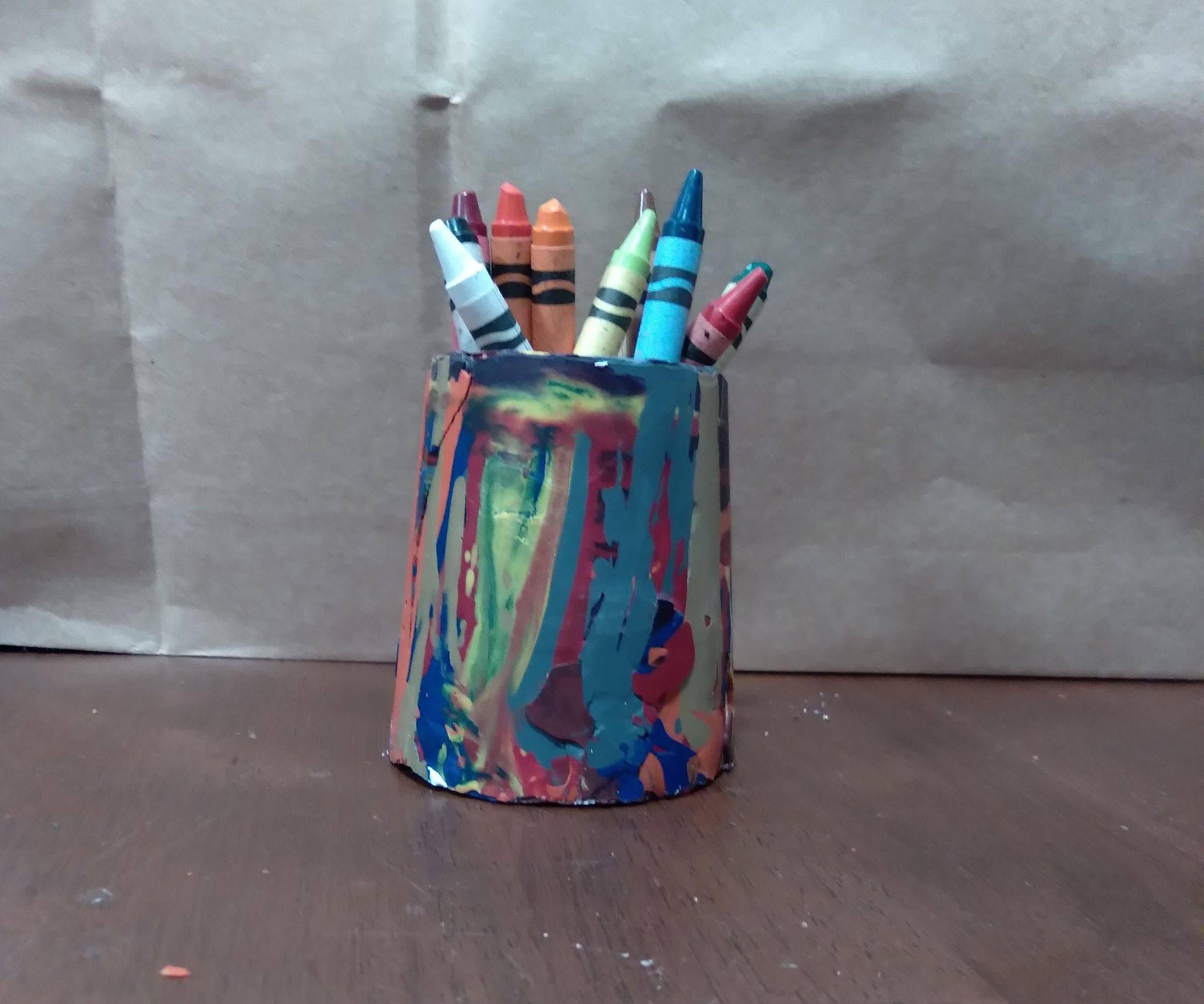 Crayon Holder Out of Crayons