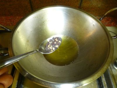Temper the Onion Pickle
