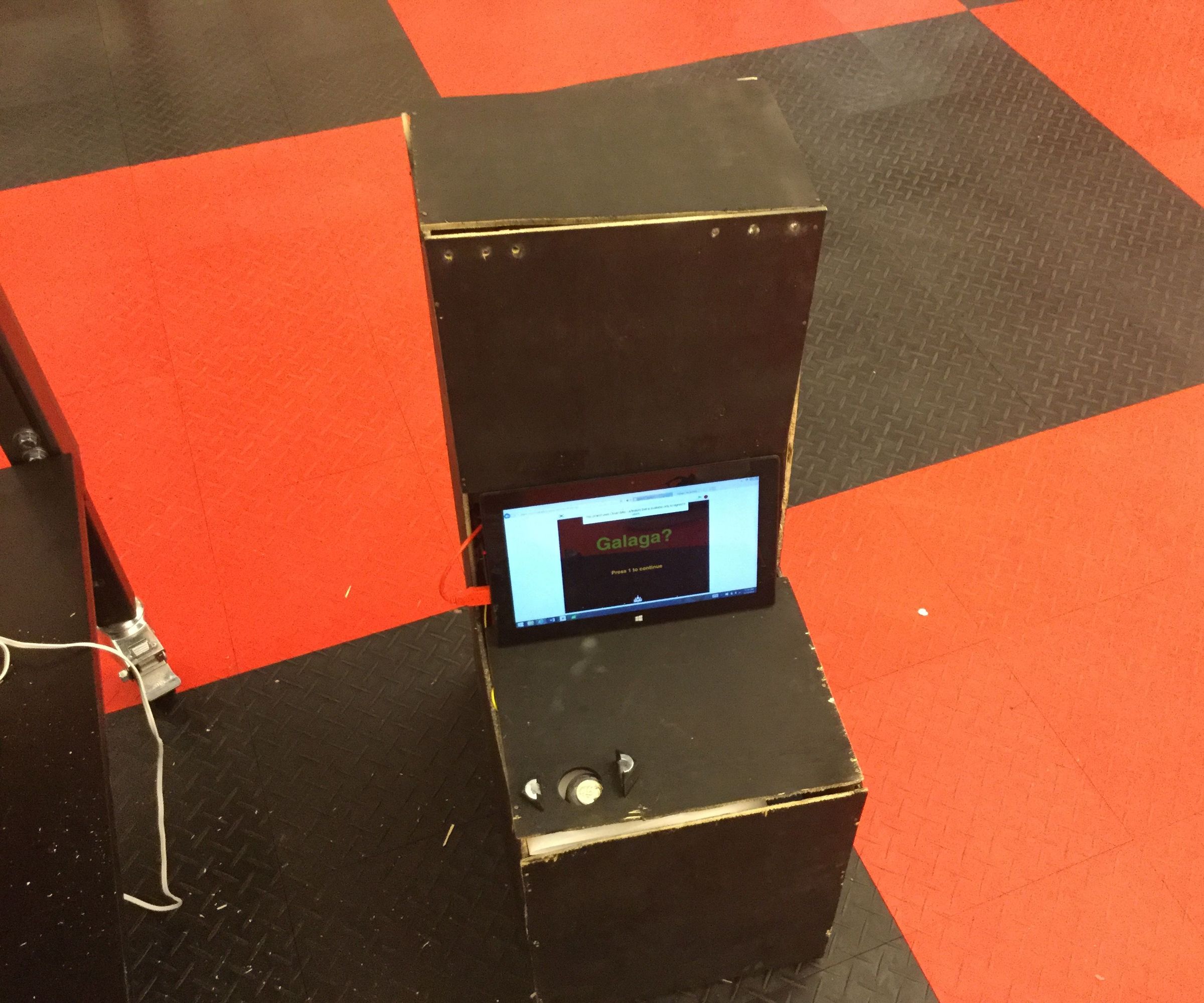 Arcade Machine: Galaga