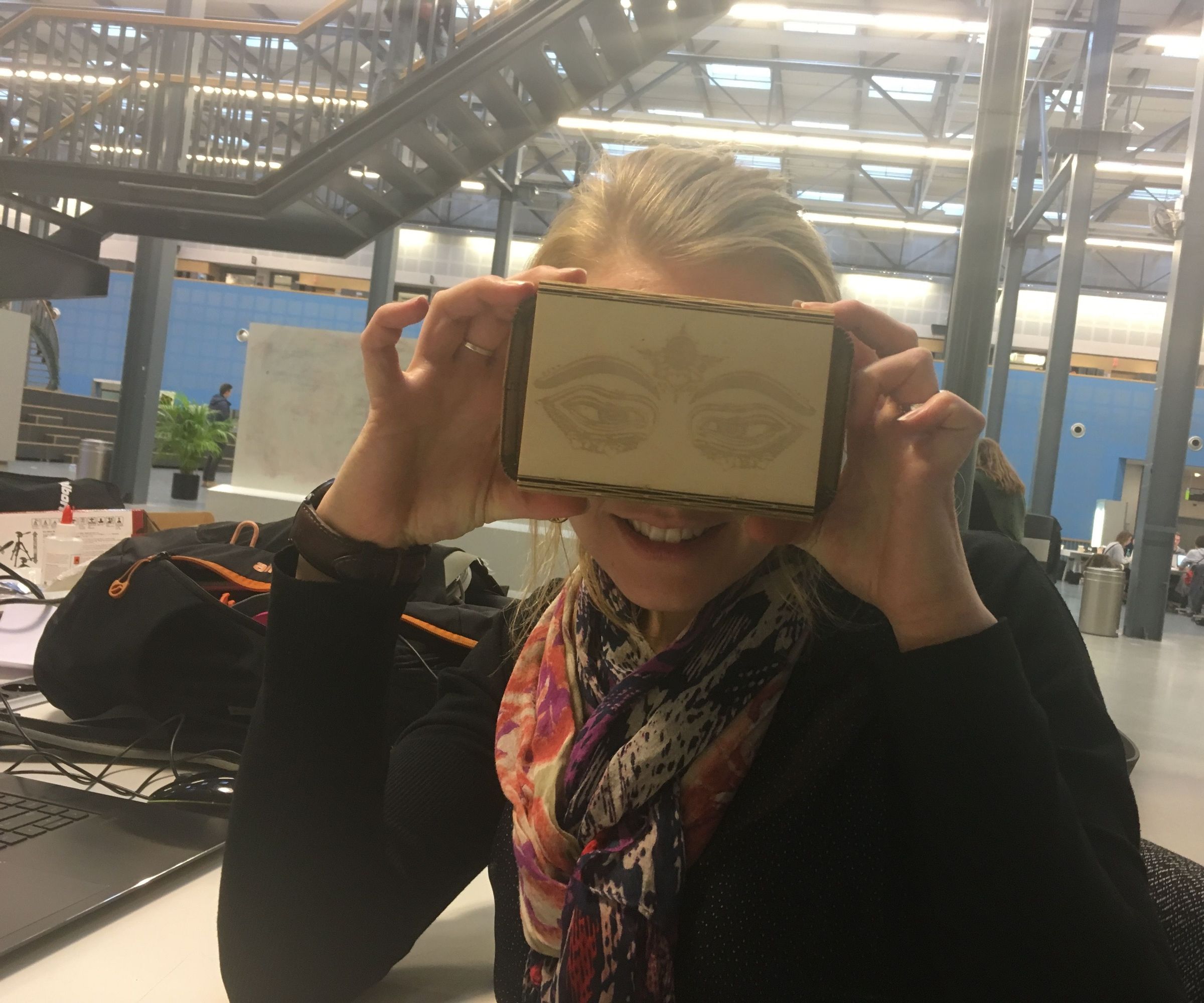 VR Glasses Out of Plywood
