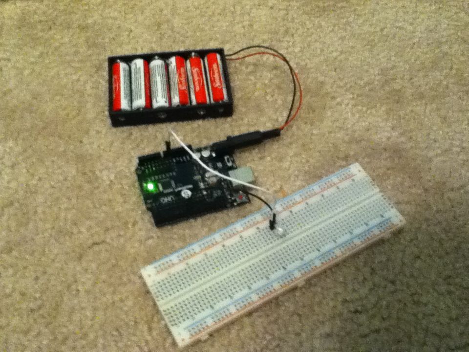 How to Make a Light Controlled Led With an Arduinno