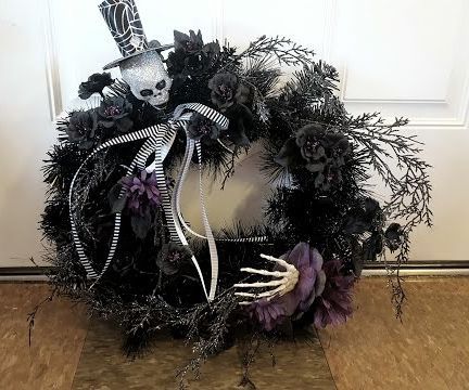 Very Easy DIY Halloween Wreath