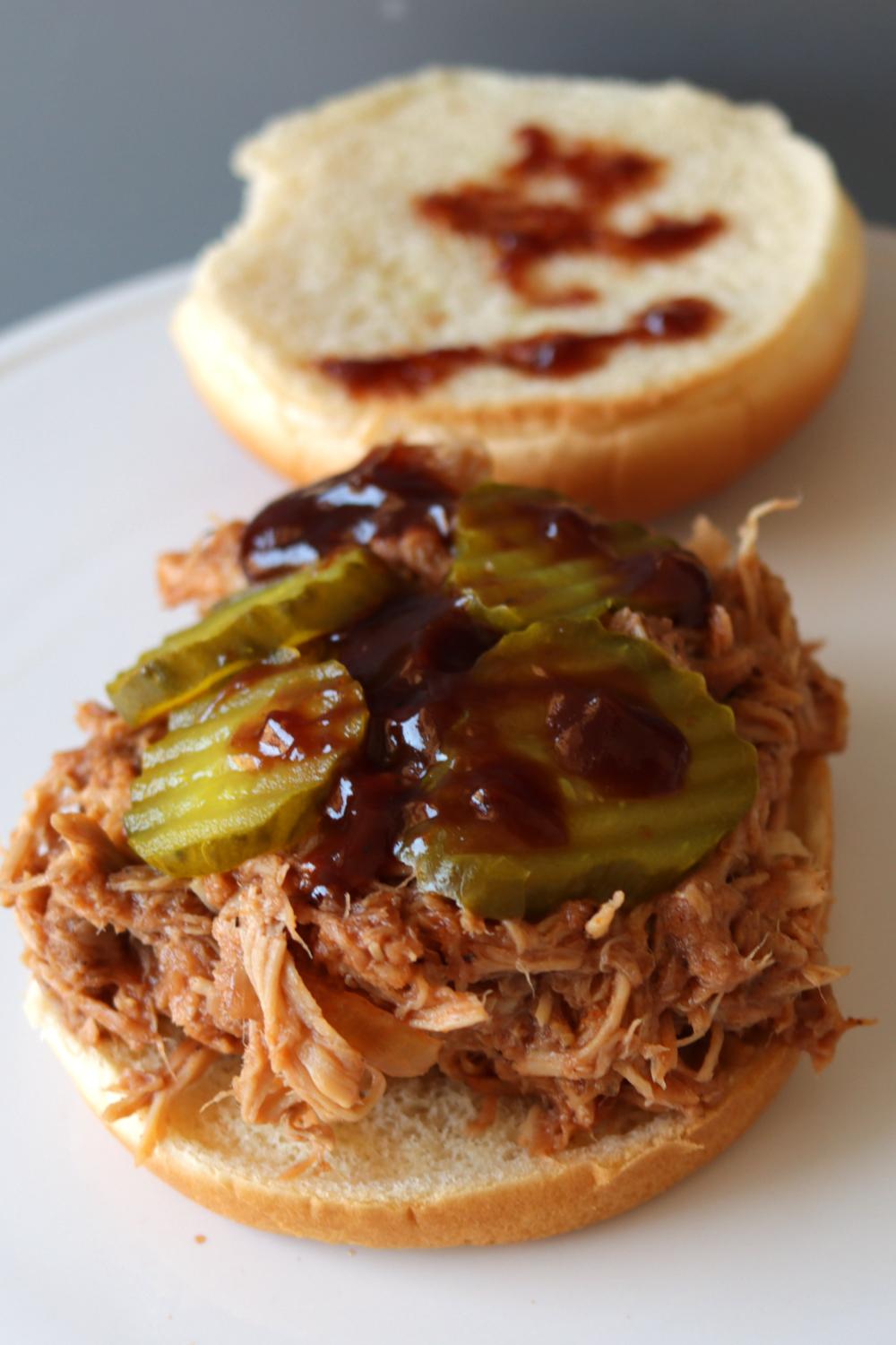Pulled Pork in the Slow Cooker/Crock Pot 7 Steps (with Pictures