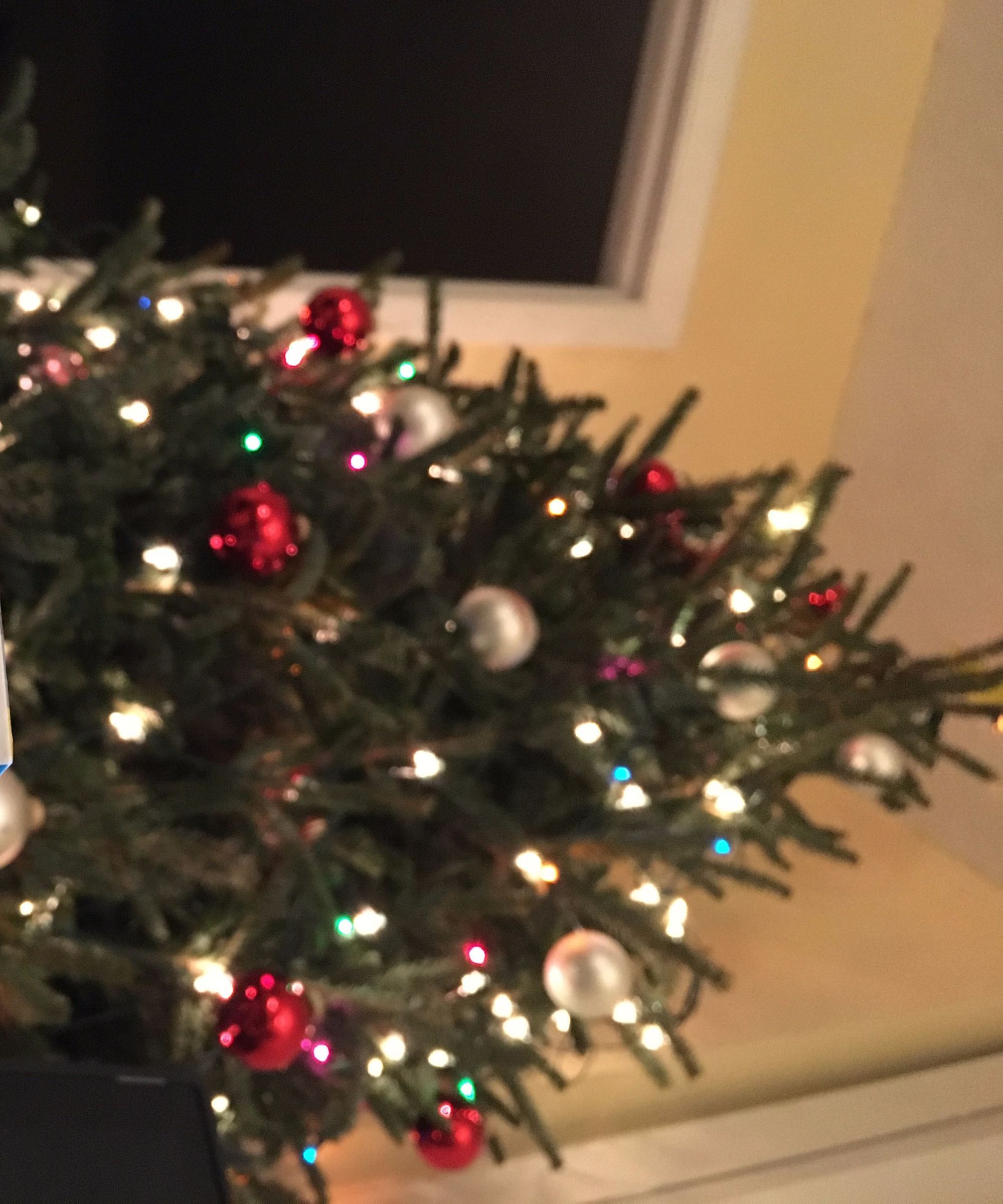 Christmas Tree IoT (Internet of Trees) Using Arduino/WiFI Shield