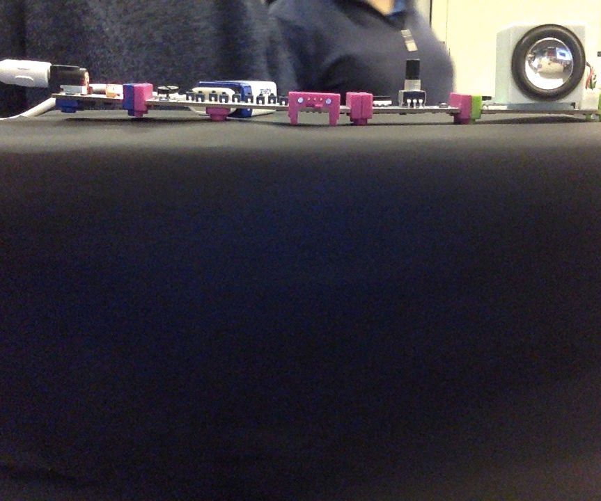 Make Little Bits Sequential Circuits Style ( Dj Stand )