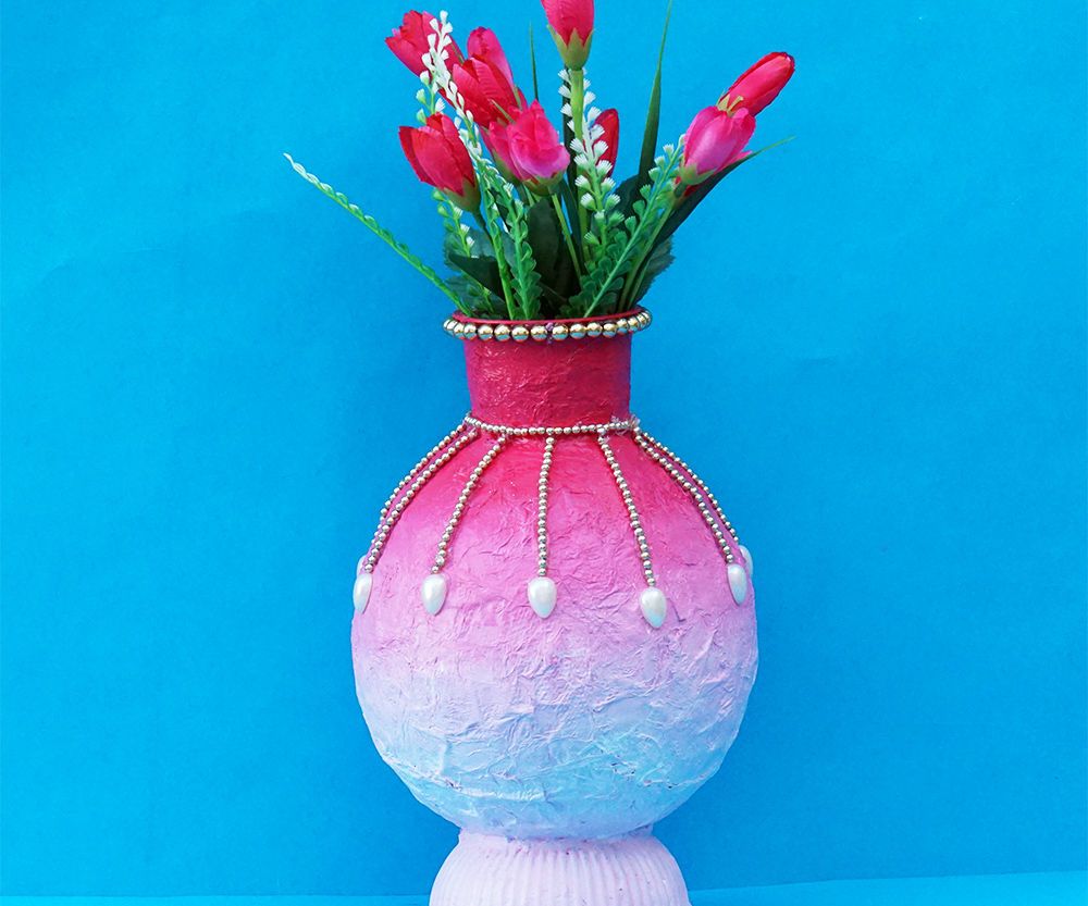 How to Make a Beautiful Flower Vase Using Balloon and Tissue Papers