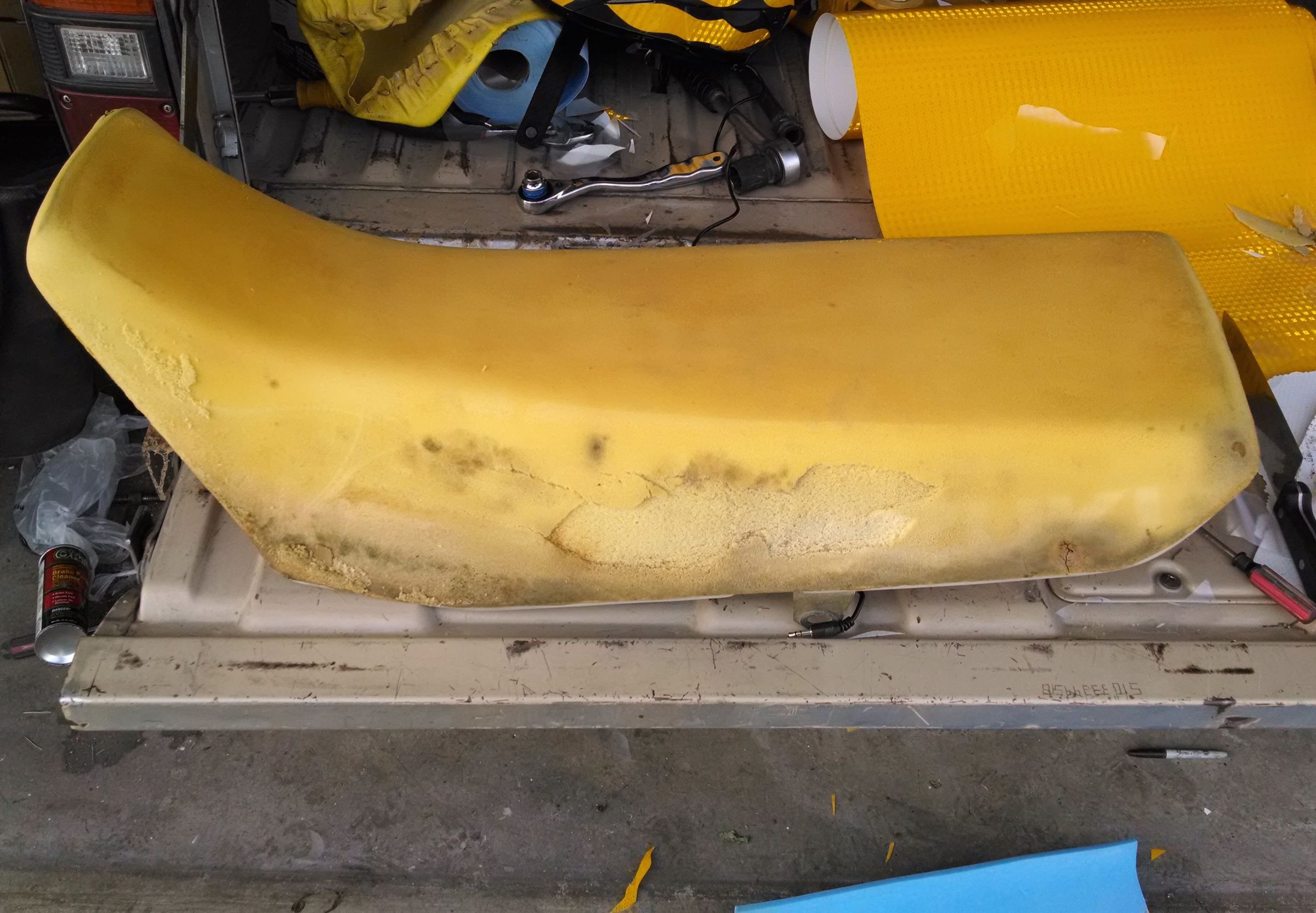 Leather Motorcycle Seat From a Leather Jacket 5 Steps (with Pictures