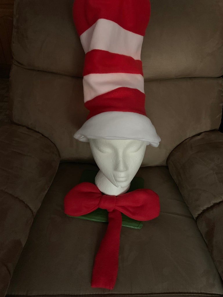 Cat in the Hat Hat and Bowtie : 3 Steps - Instructables cat-in-the-hat-hat-and-bowtie-3-steps-instructables