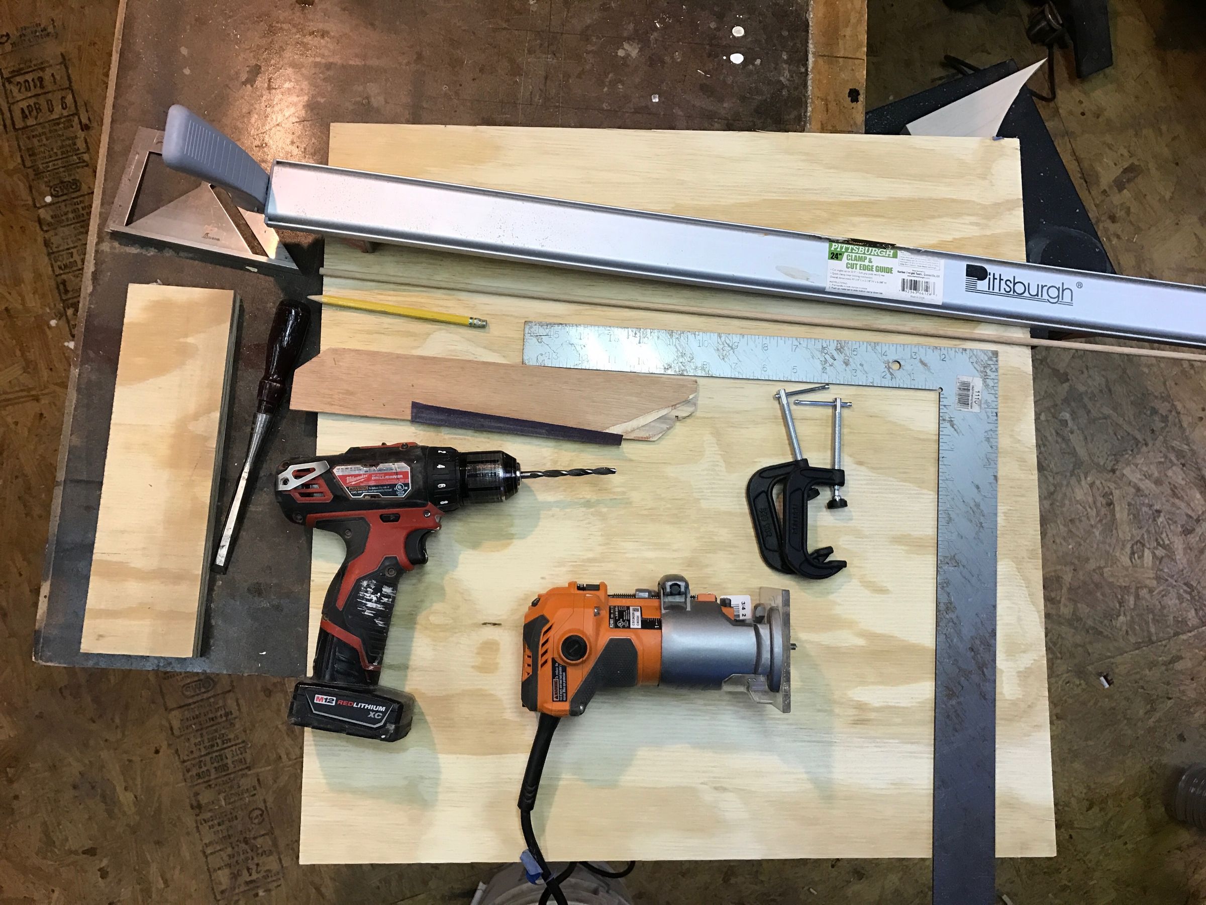 The Easiest and Cheapest Band Saw Circle Jig! 7 Steps (with Pictures