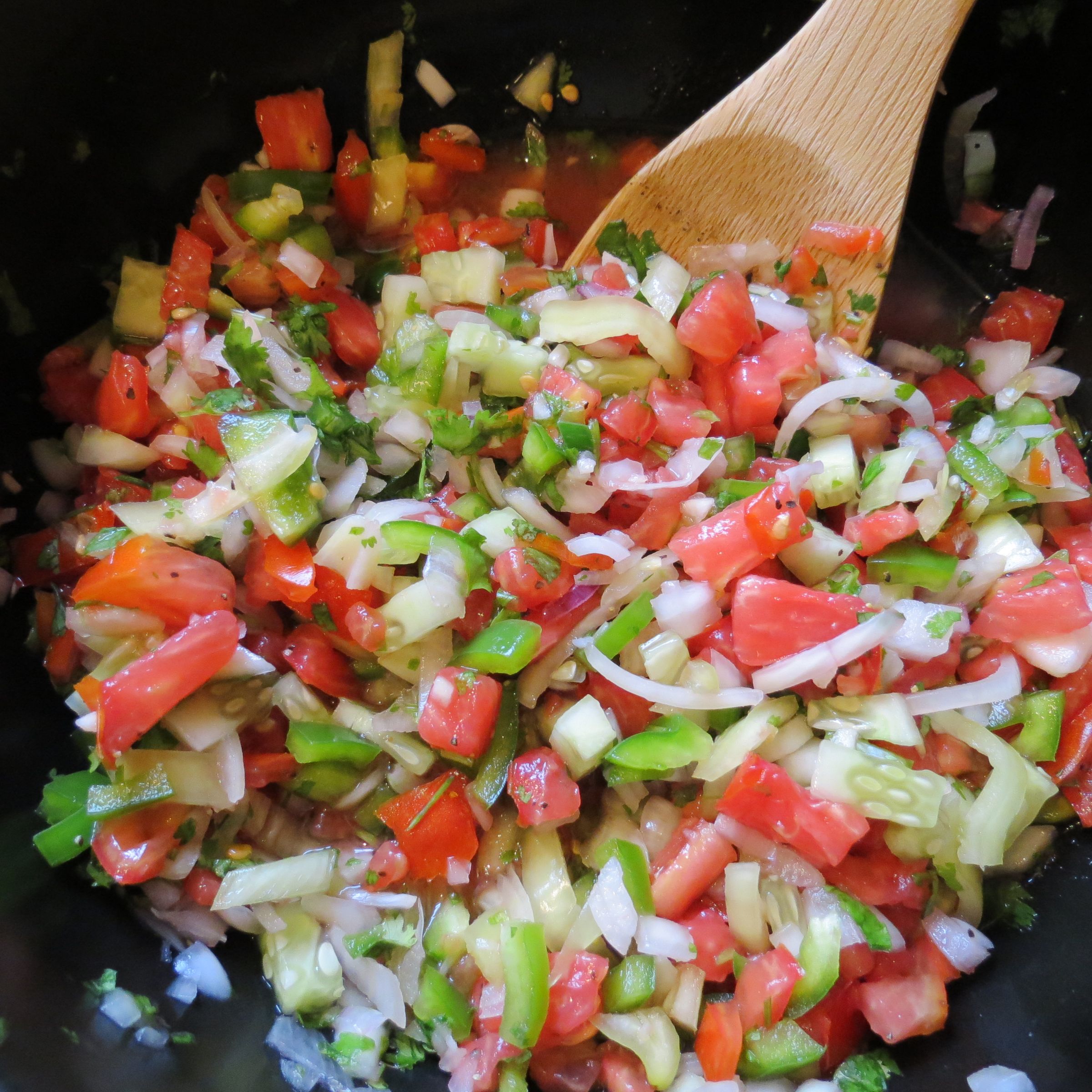 Recipe: a Basic Heirloom Tomato Salsa
