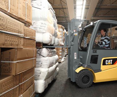 Used and New Electric Forklifts Available for Low-priced