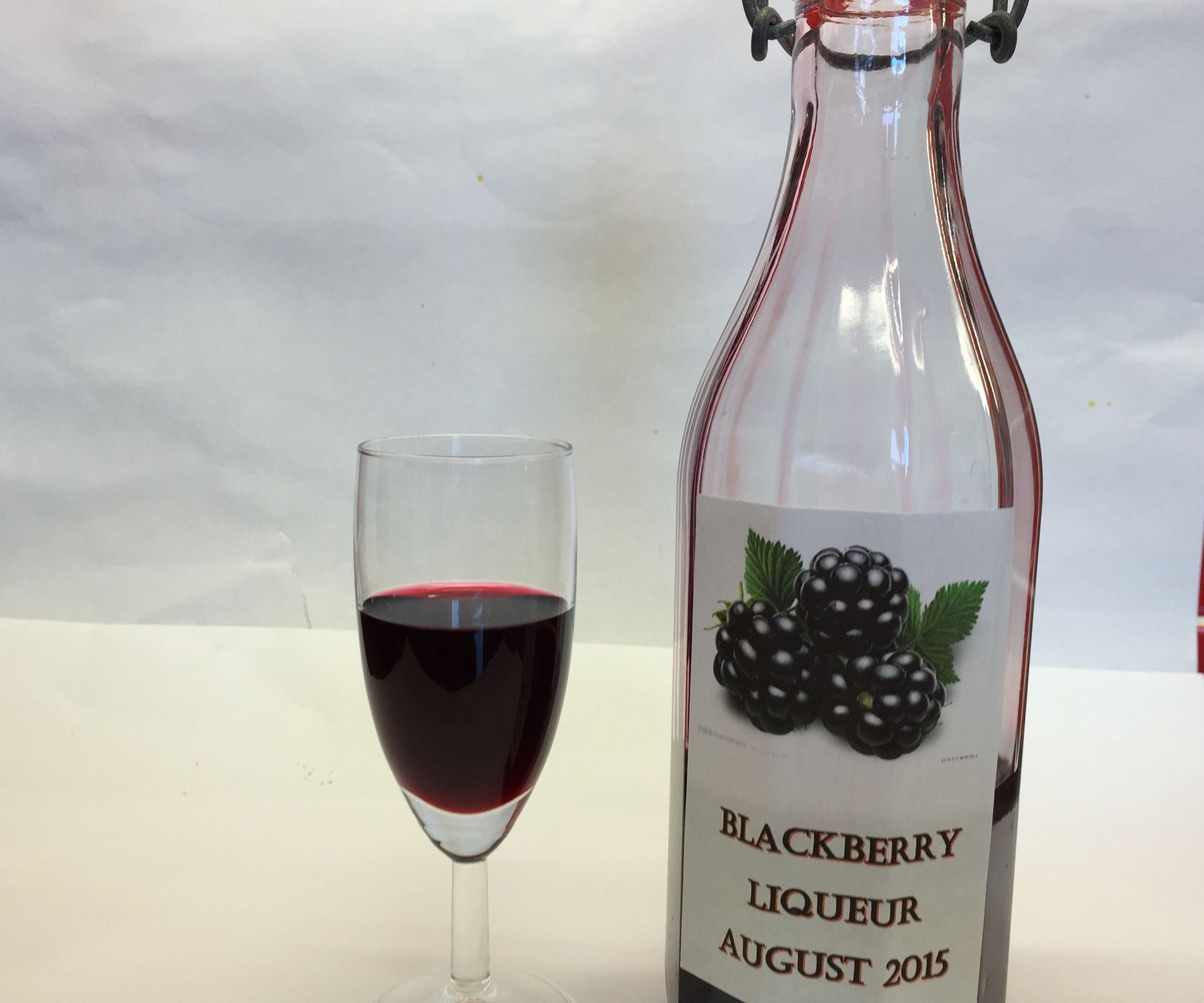 Blackberry Liqueur 4 Steps (with Pictures) Instructables