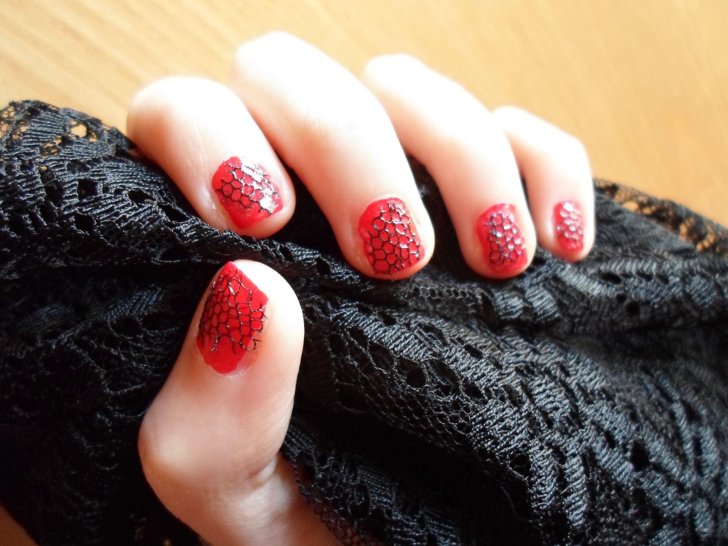 Lace Nails