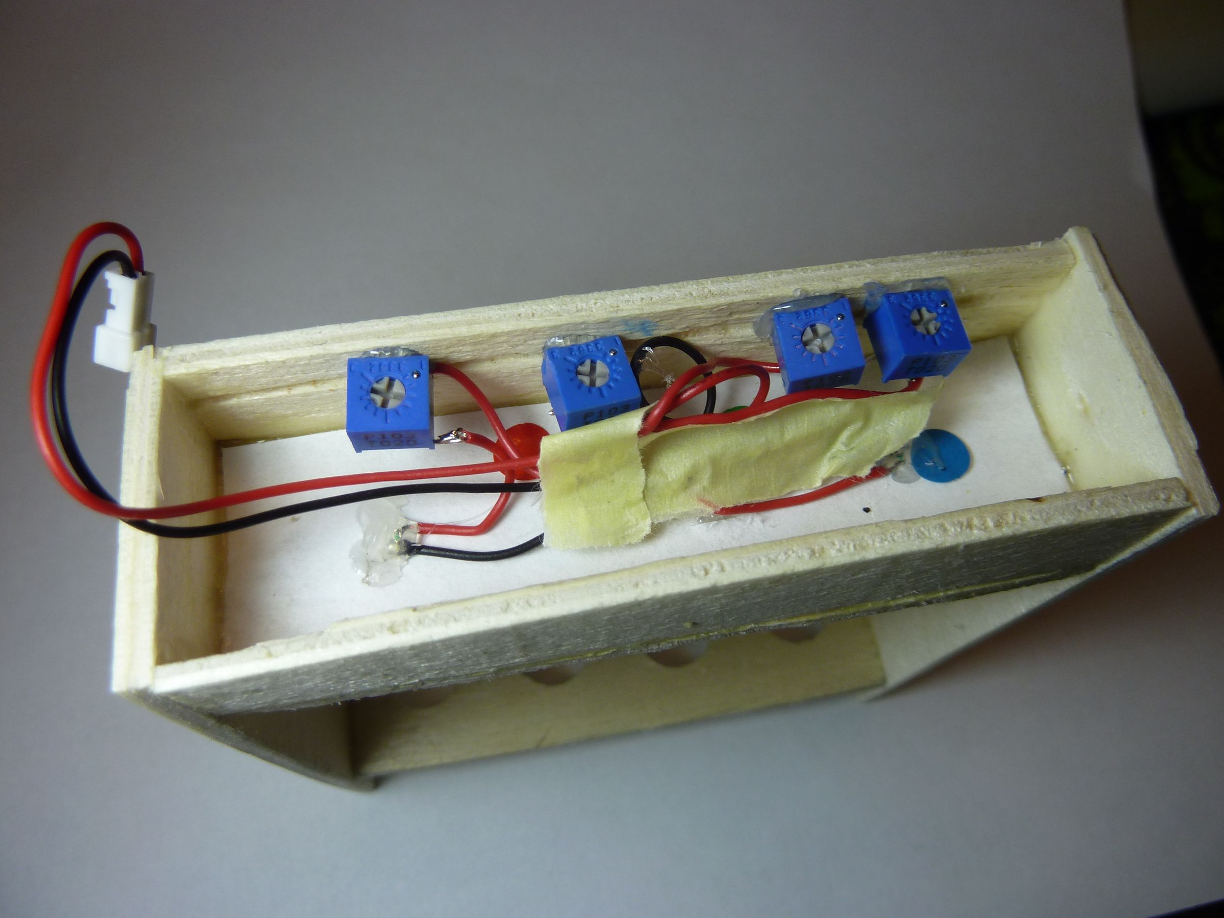 Glowing Stands (precisely Balanced LEDs) 7 Steps Instructables