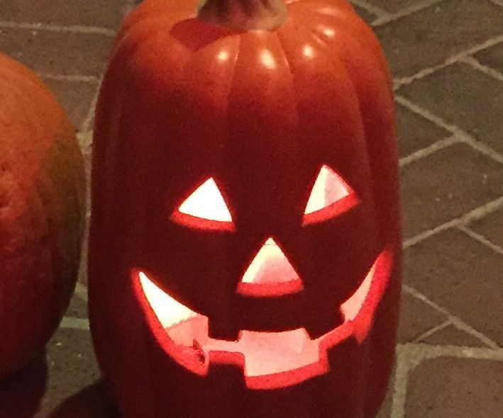 Quick Digital LED Jack-o-lantern Light