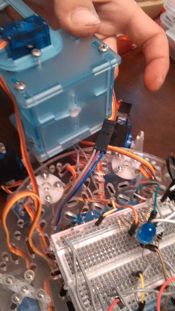 Hector the Hexapod: Cheapest Hexapod W/ Arm(Arduino) : 5 Steps (with ...