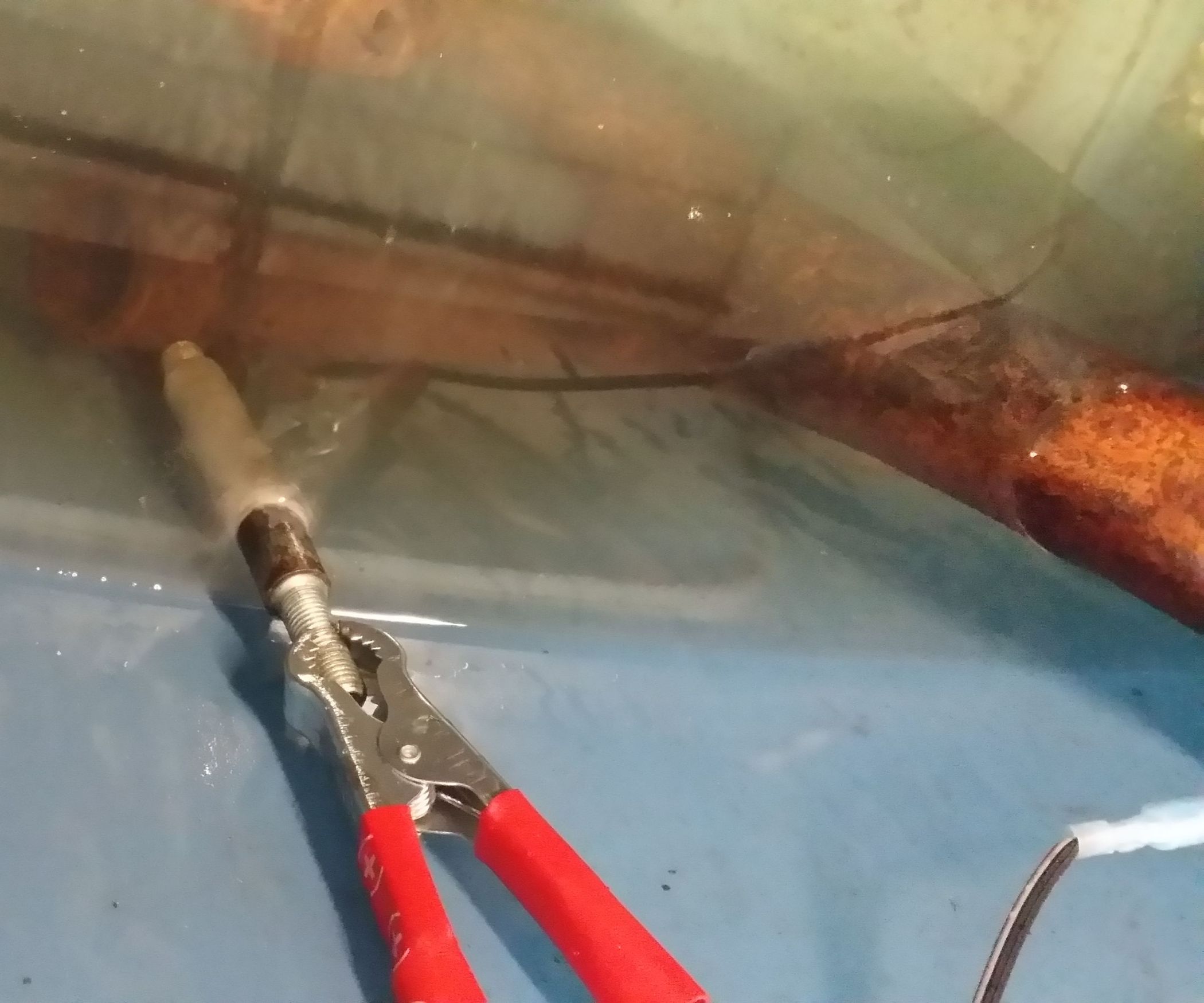 Electrolysis Motorcycle Gas Tank Rust Removal 3 Steps Instructables