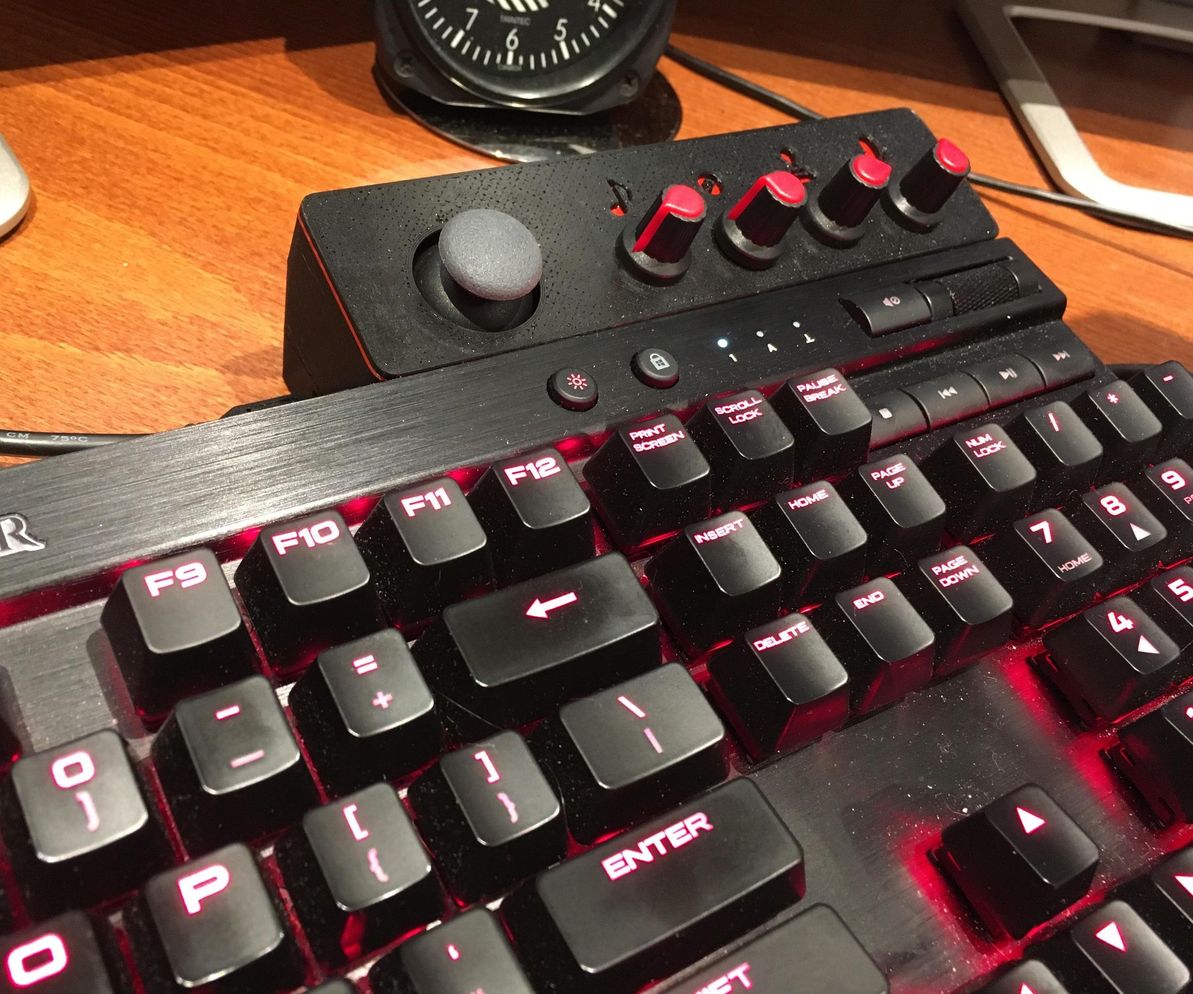 Arduino Keyboard Joystick Extender Box and Sound Controller Thing Using Deej